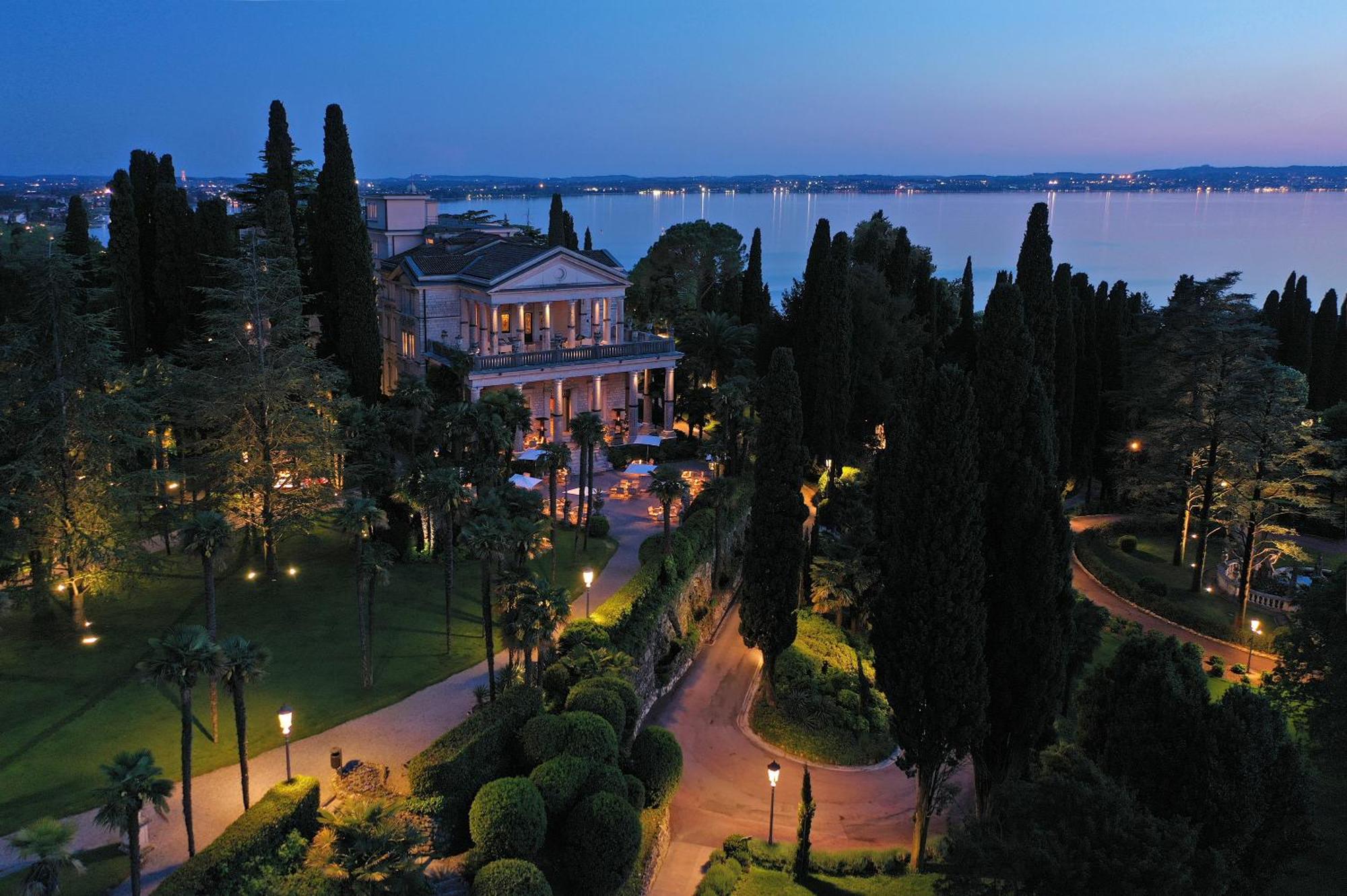 4. Villa Cortine Palace