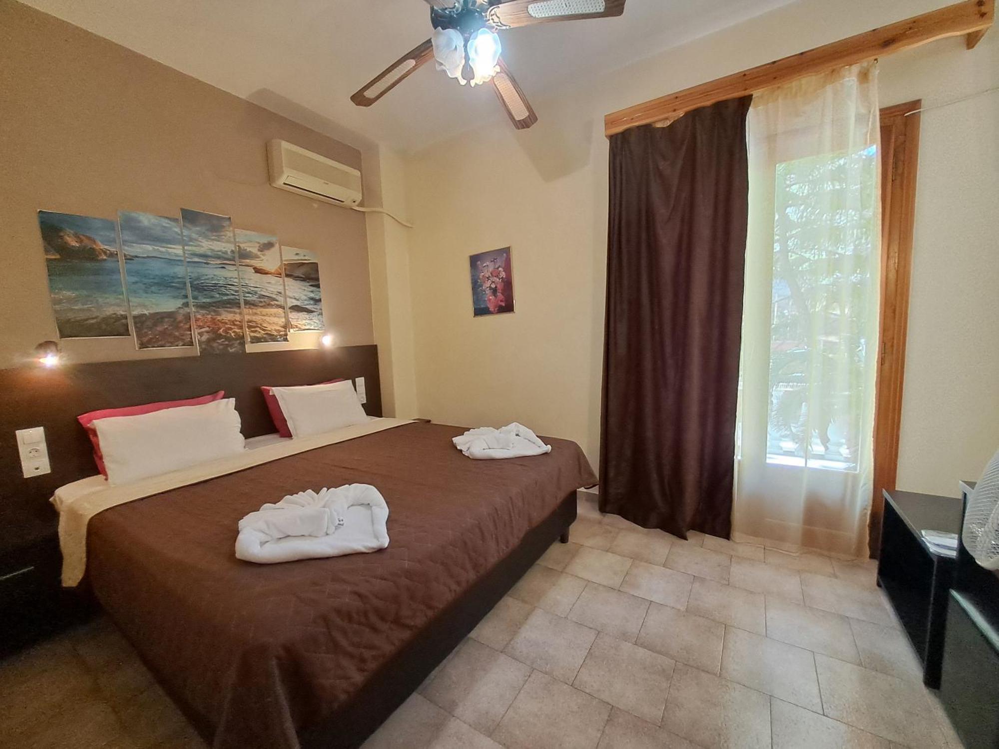 Top 5 Places To Stay in Patitiri