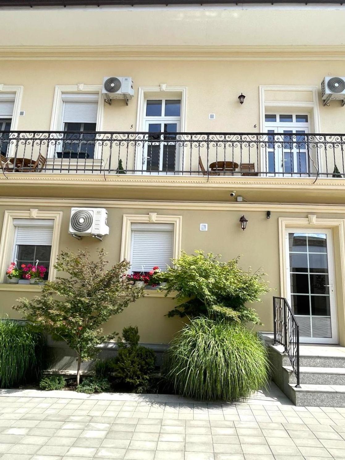 7. Princo Apartments