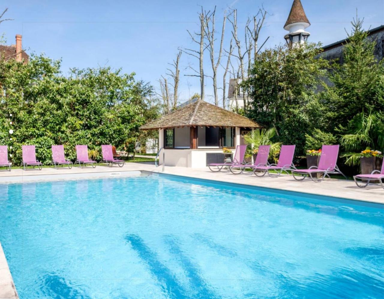 9. Auberge du Bon Laboureur