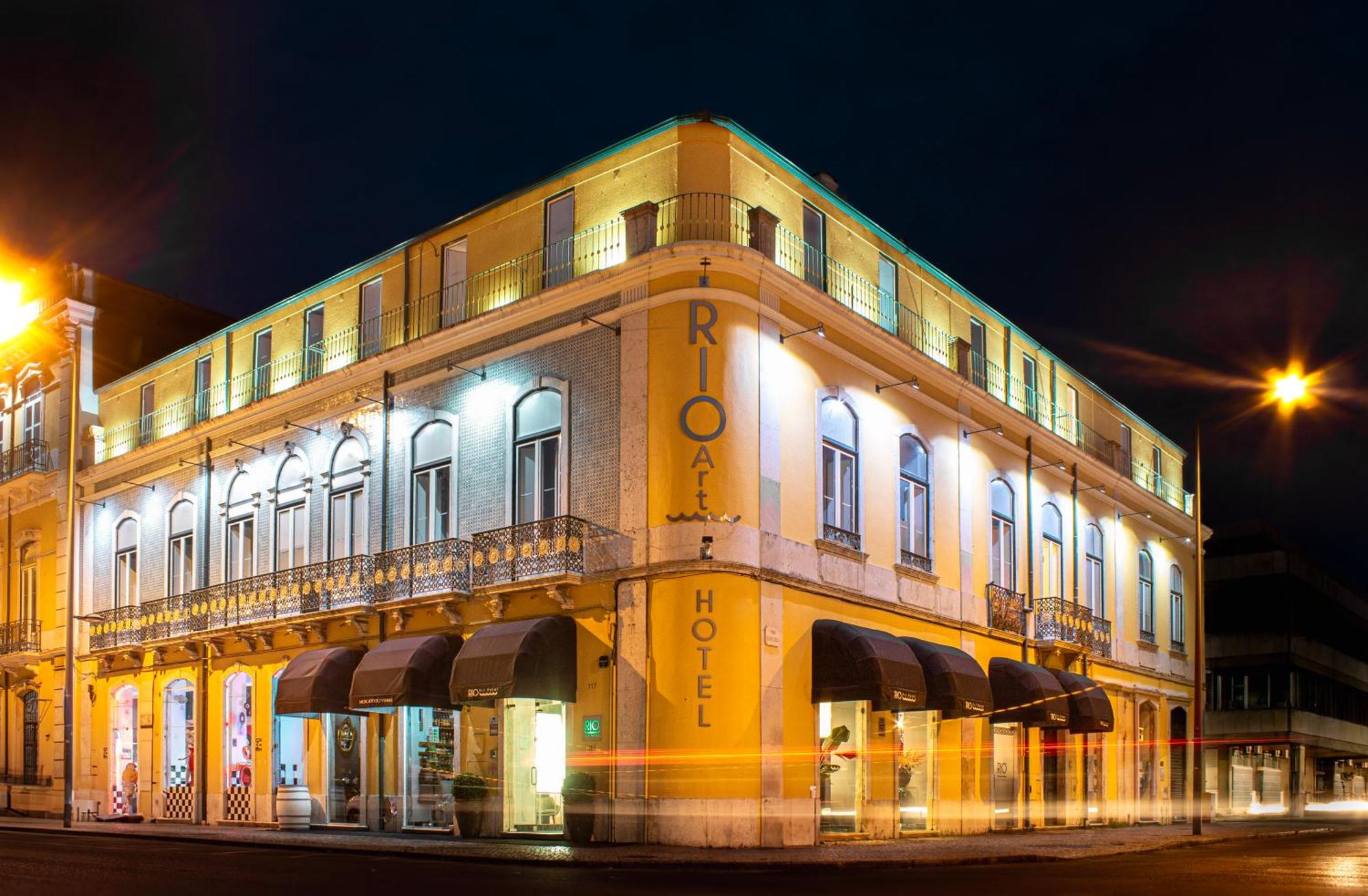 2. Rio Art Hotel
