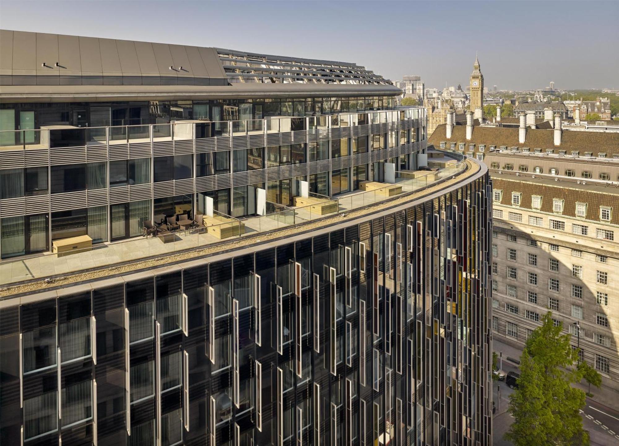 5. Park Plaza Westminster Bridge London