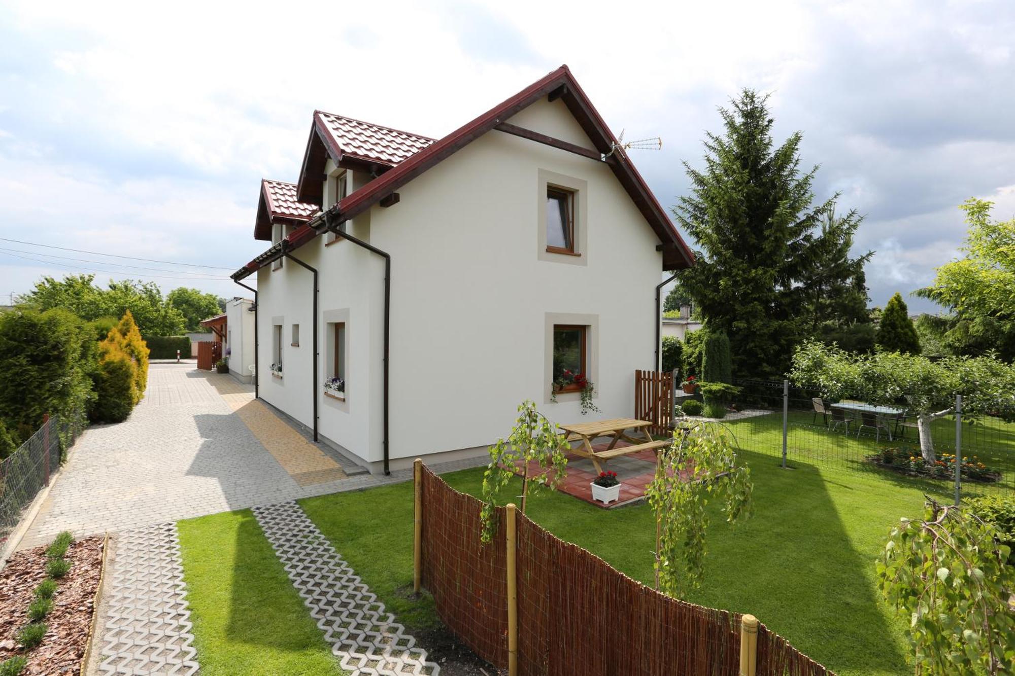 4. Hostel W Ogrodzie