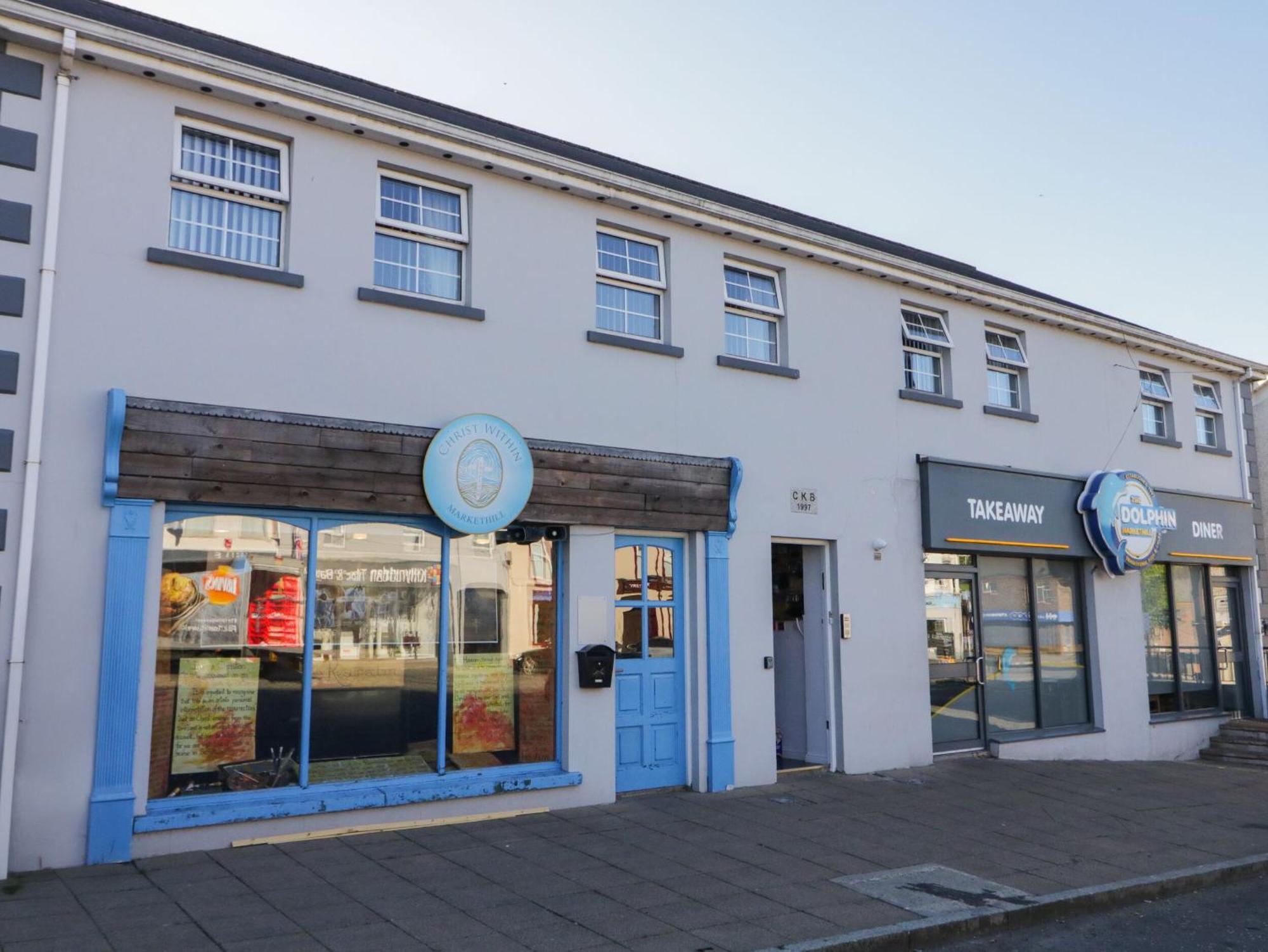 6. Shalom Apartment 98B