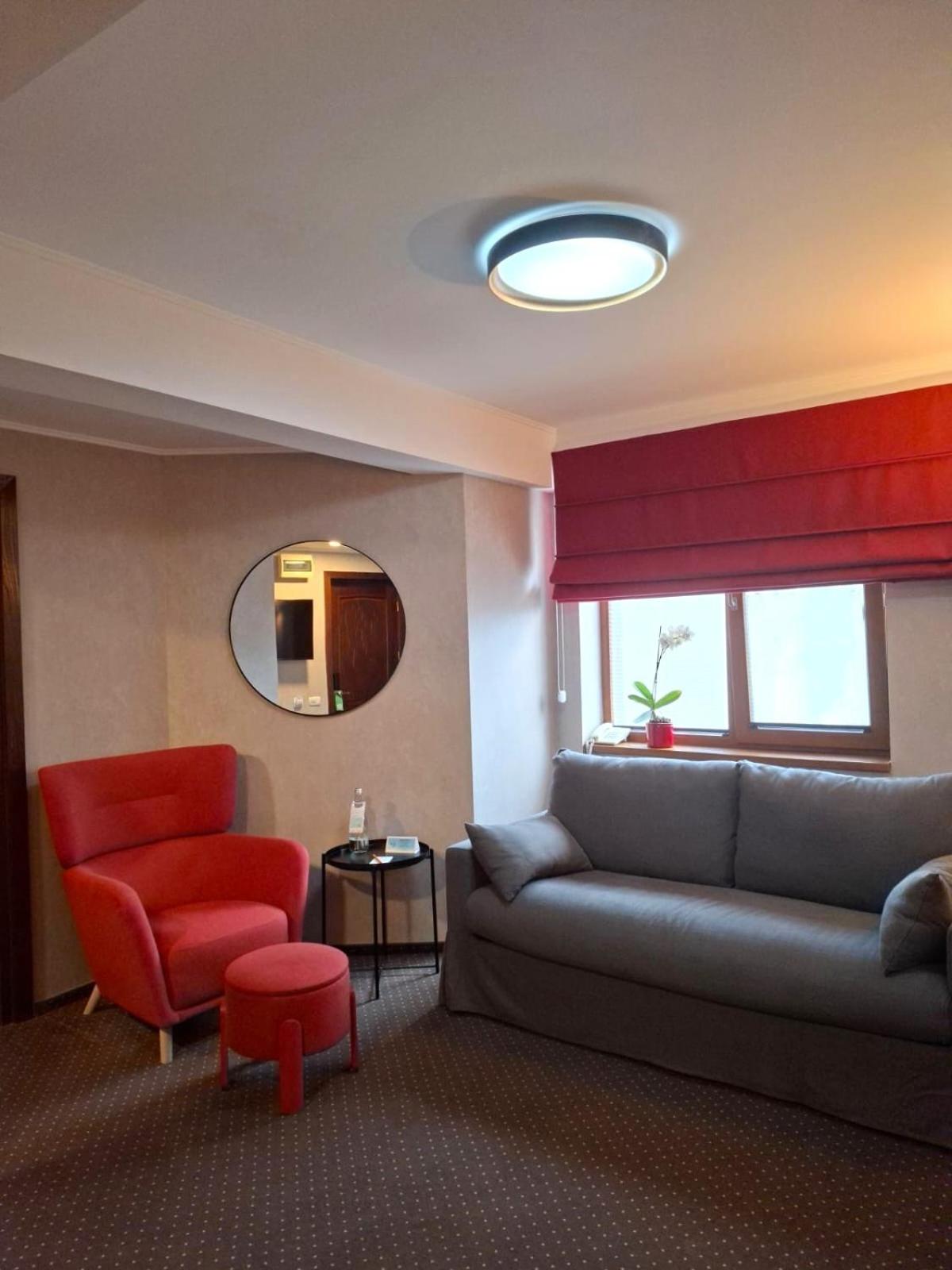 8. Ramada by Wyndham Pitesti