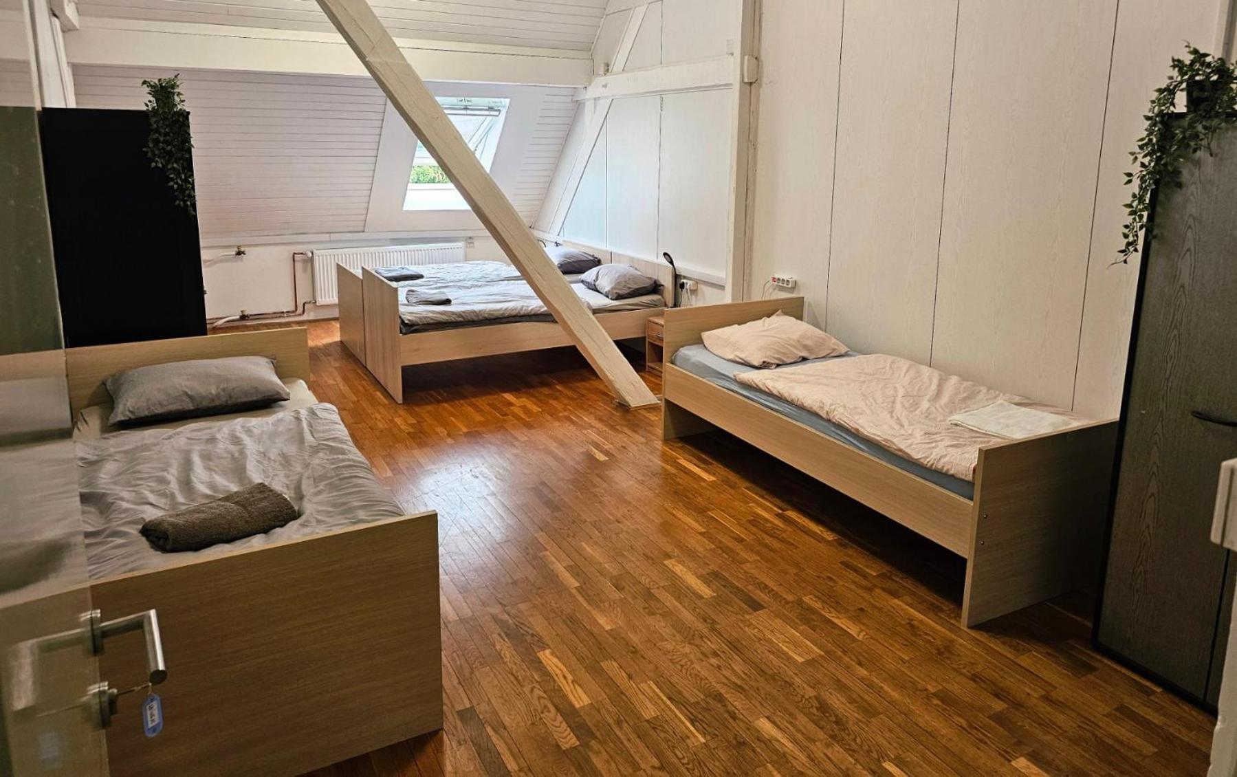 6. Hostel pod gradom