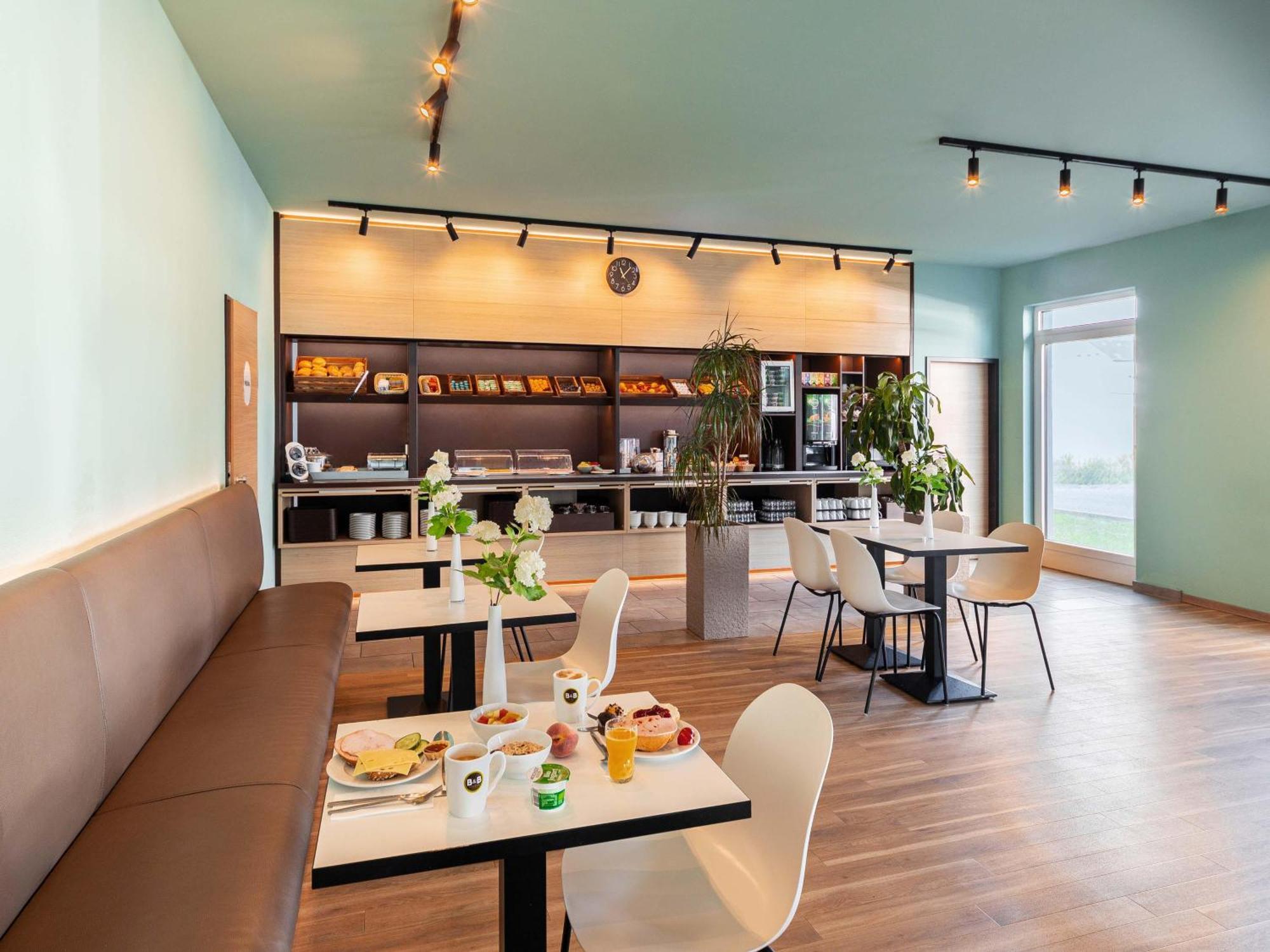 6. B&B HOTEL Neuss