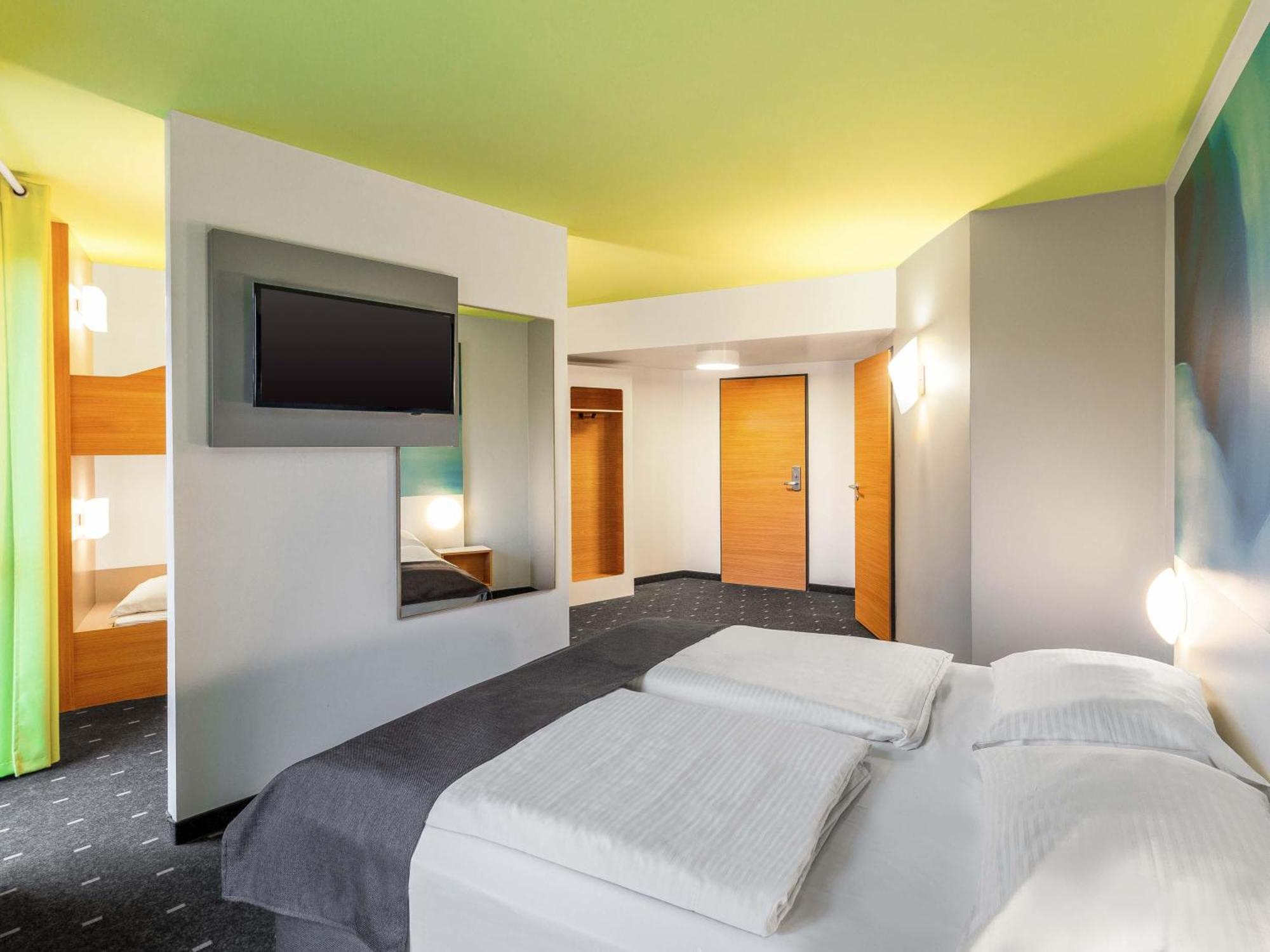 8. B&B HOTEL Krefeld-City