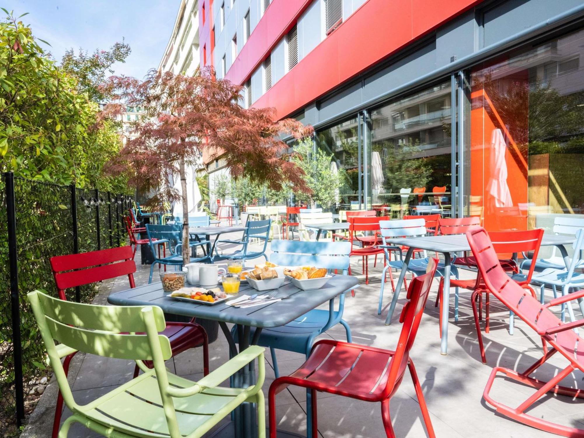 Top 10 Places To Stay in Geneva