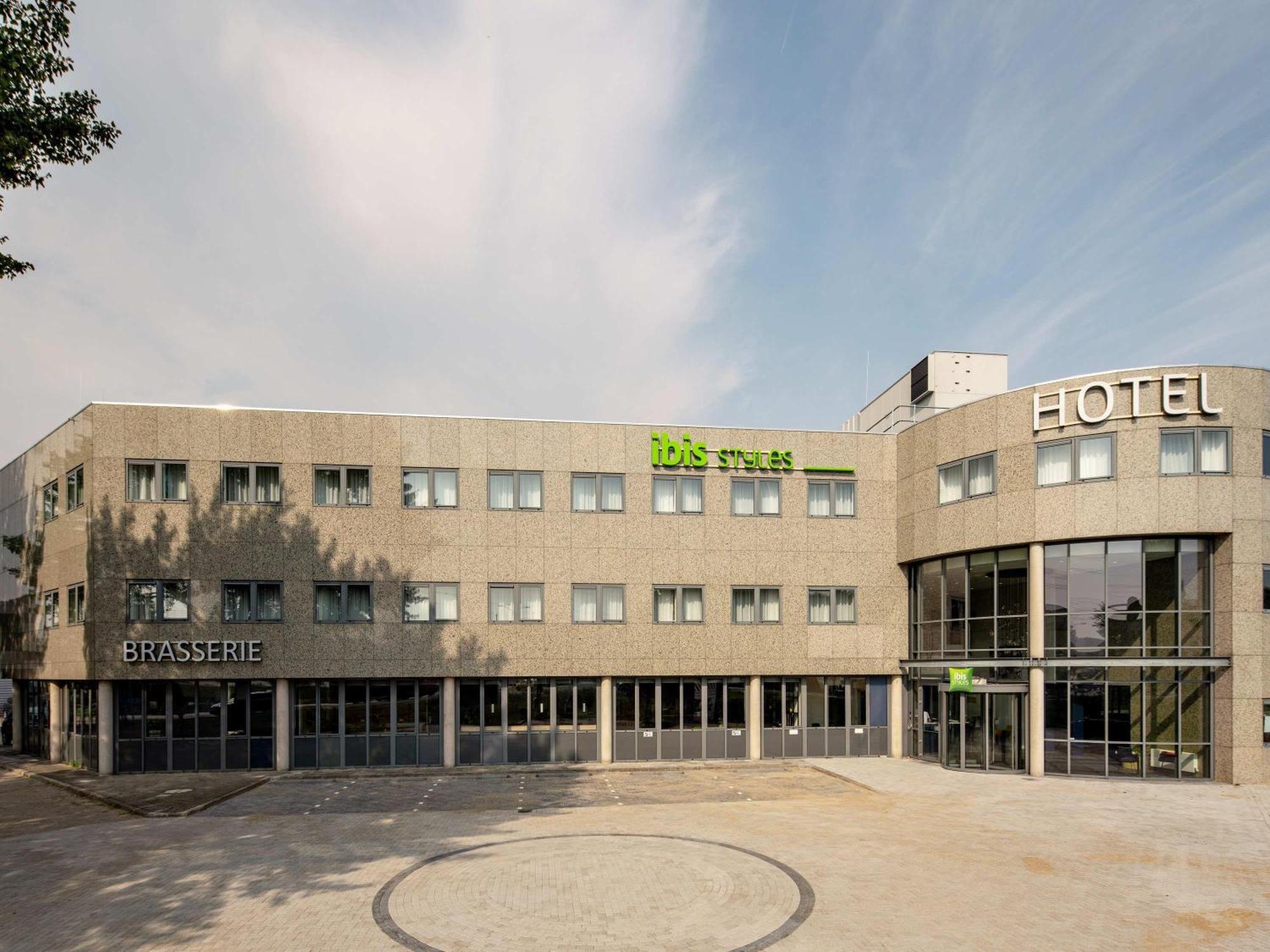2. Ibis Styles Almere