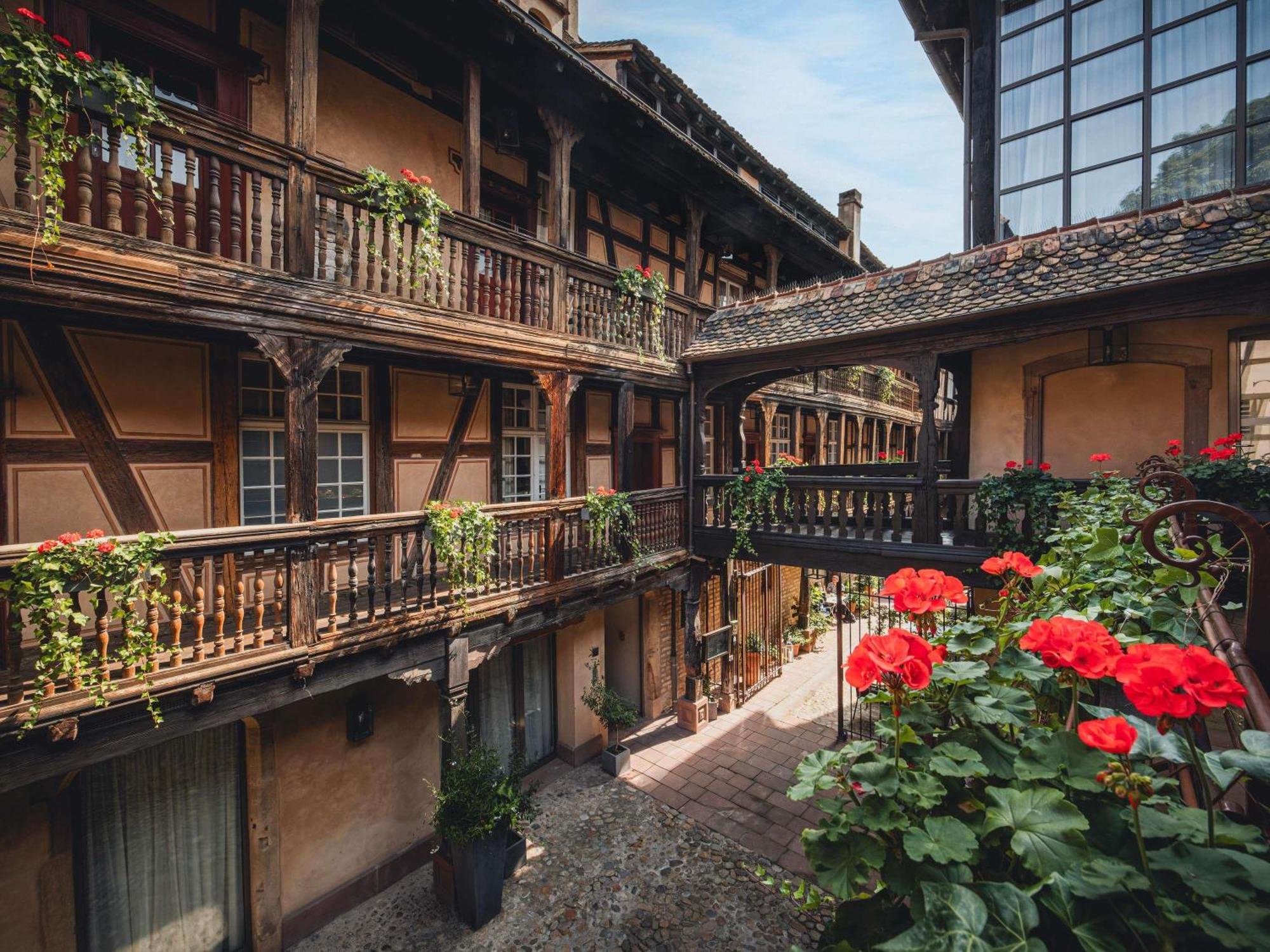 7. Cour du Corbeau Strasbourg MGallery