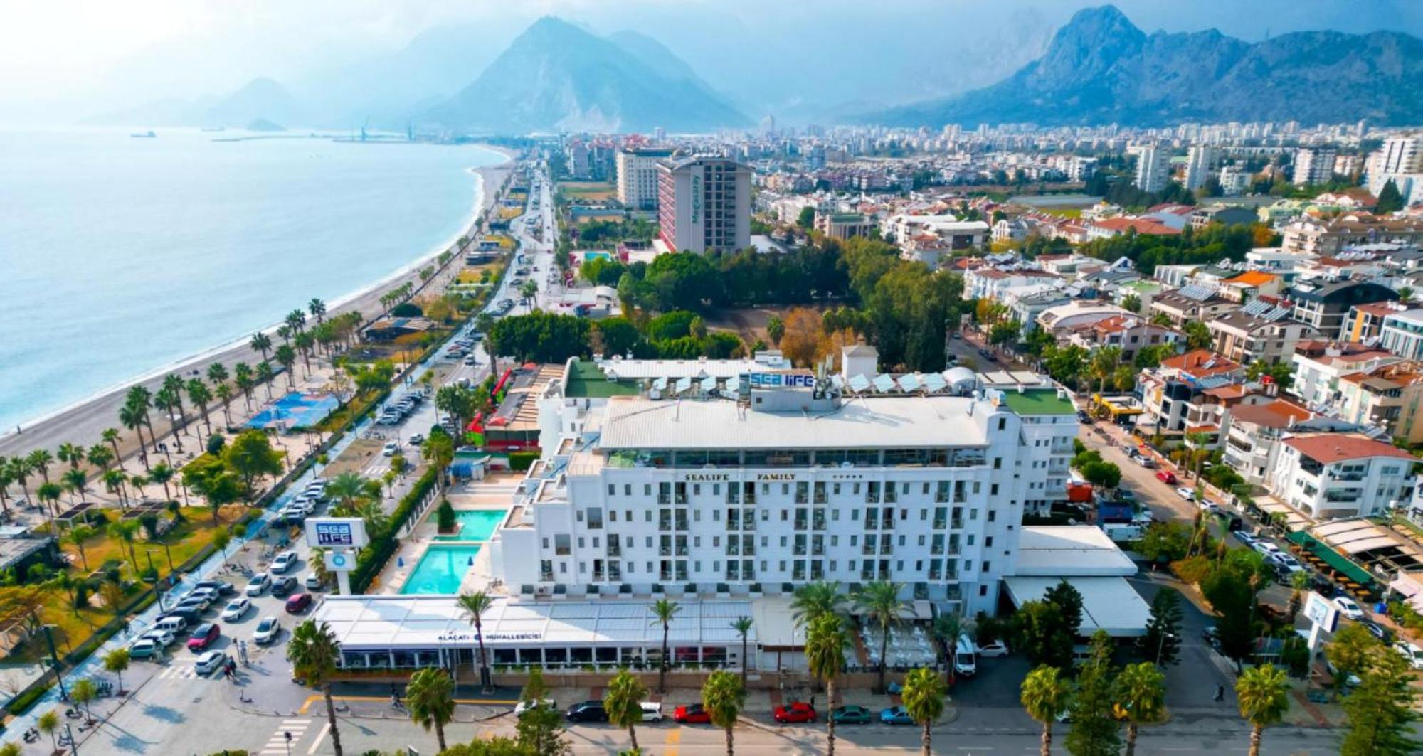 1. Sealife Family Resort Hotel