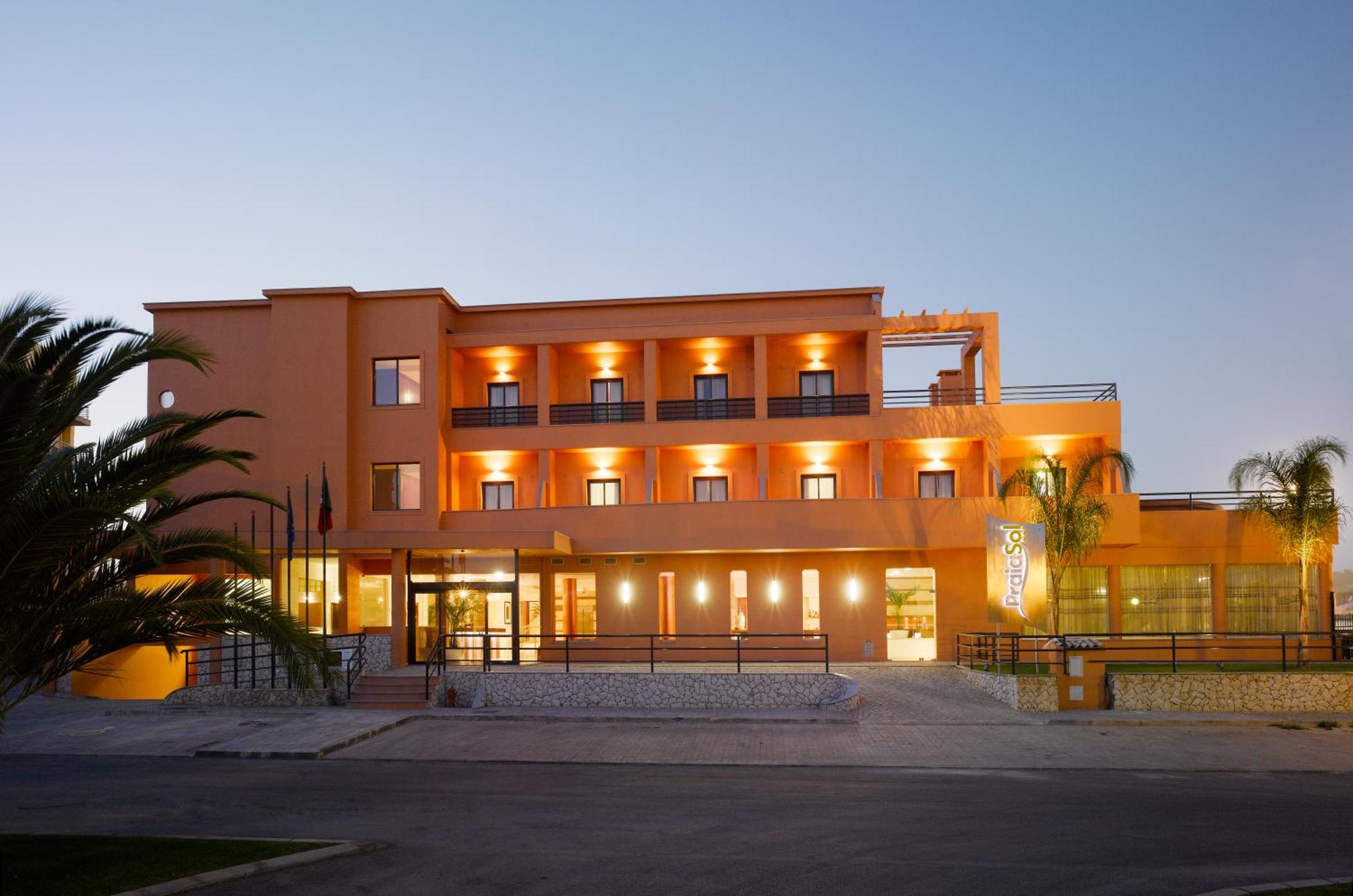 2. Praia Sol