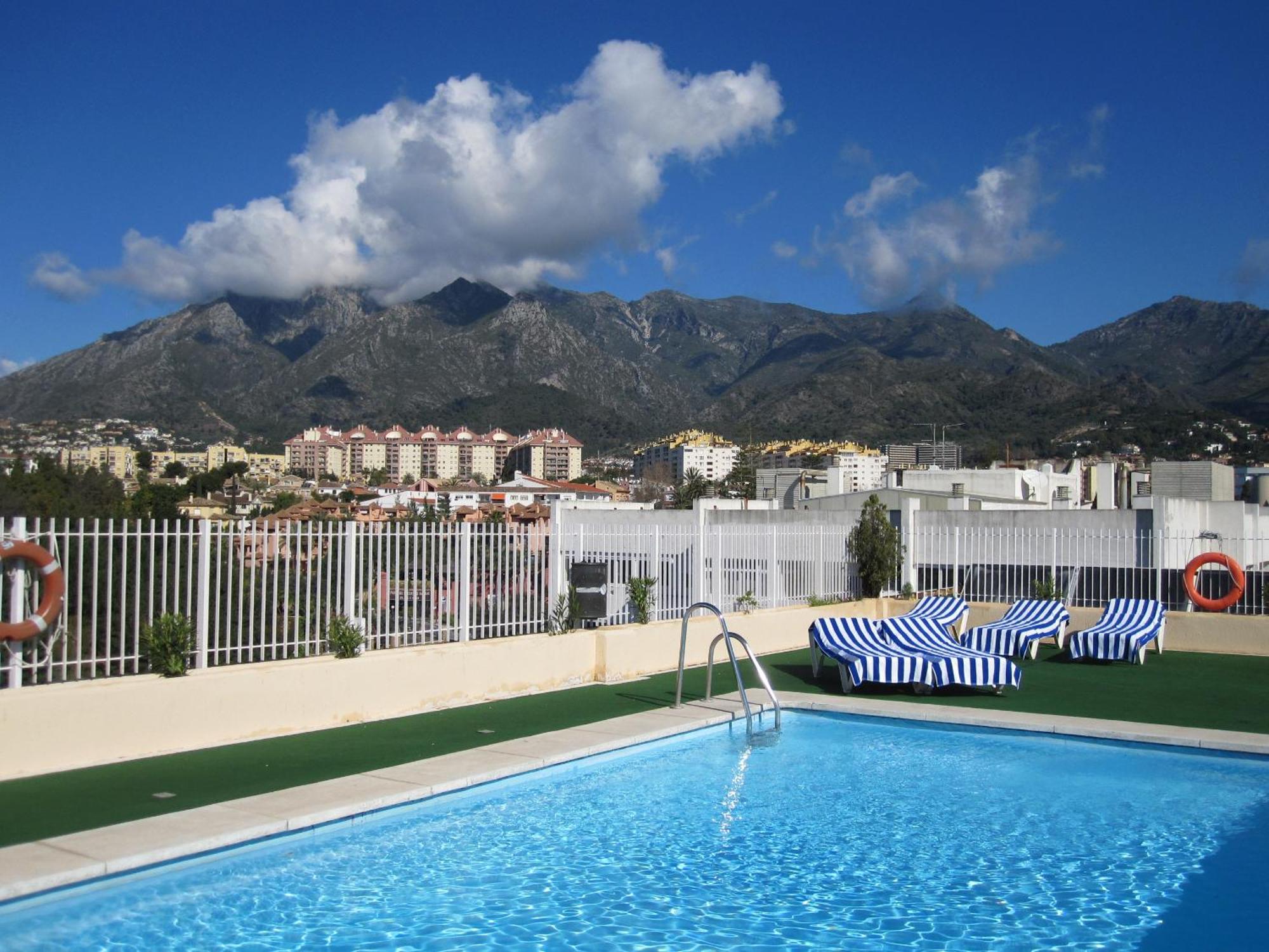 2. Marbella Inn