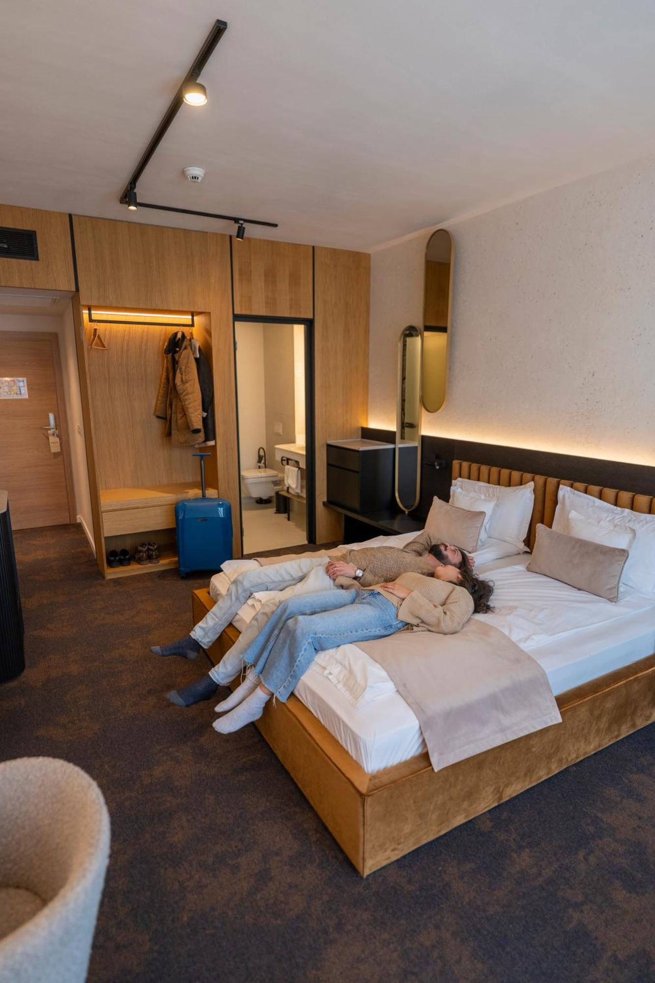 5. Pensiunea Element