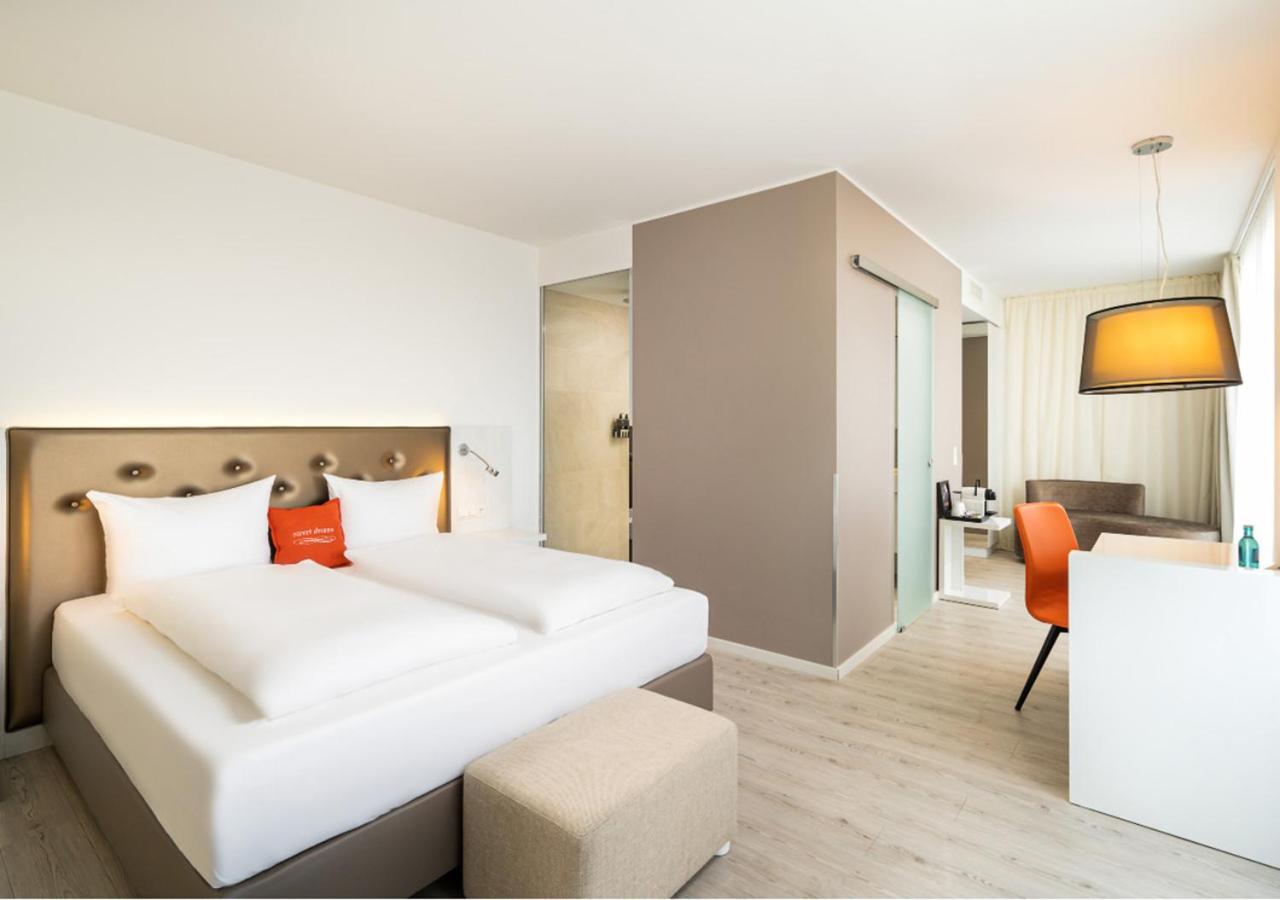 1. Elaya hotel kleve