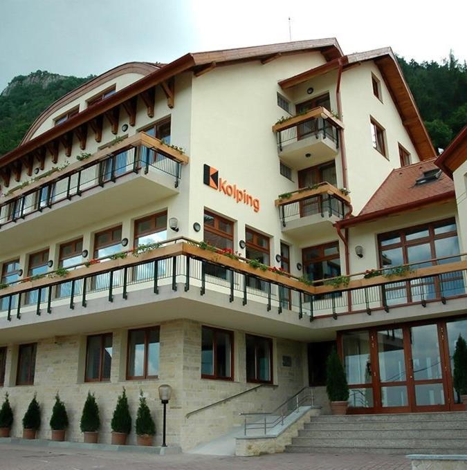 Top 10 Places To Stay in Brasov