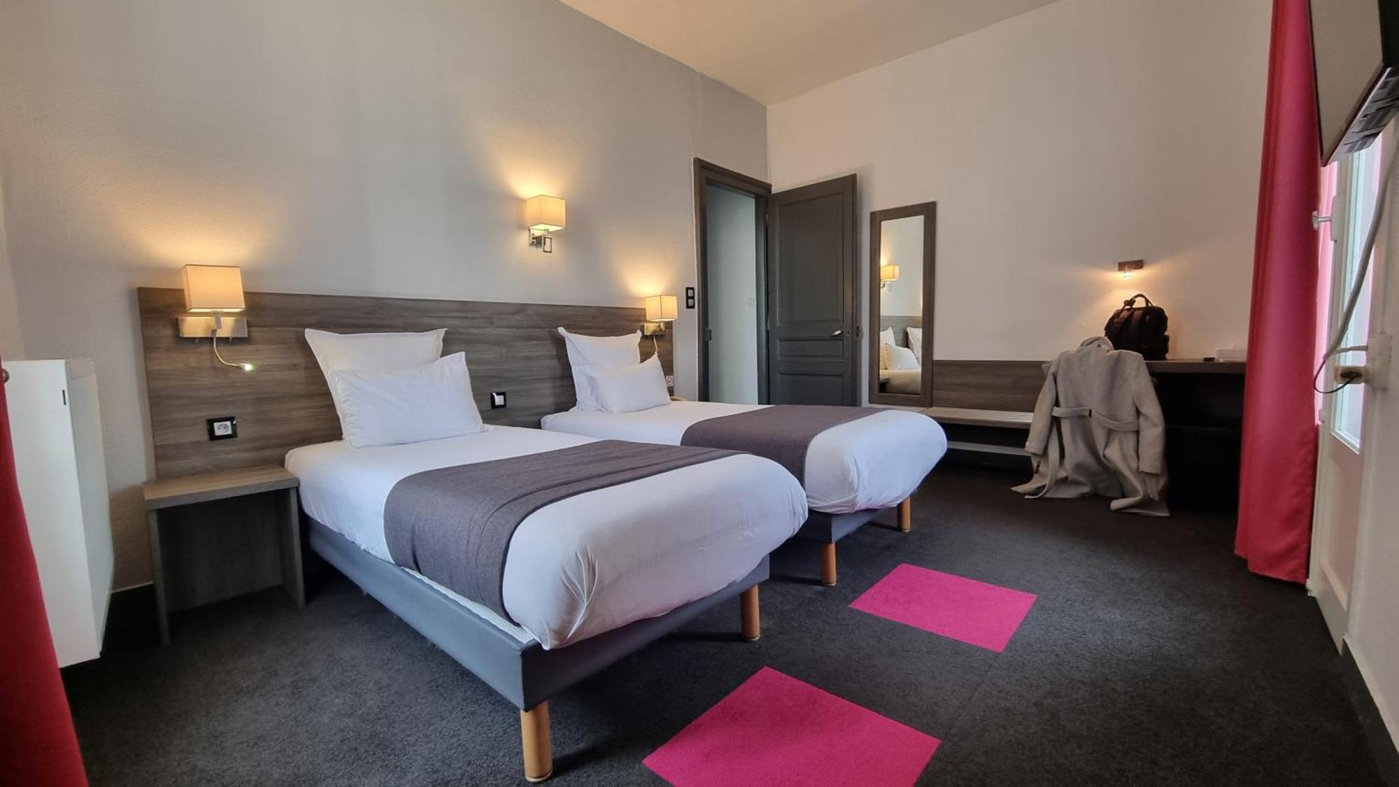 4. L'Actuel Hotel