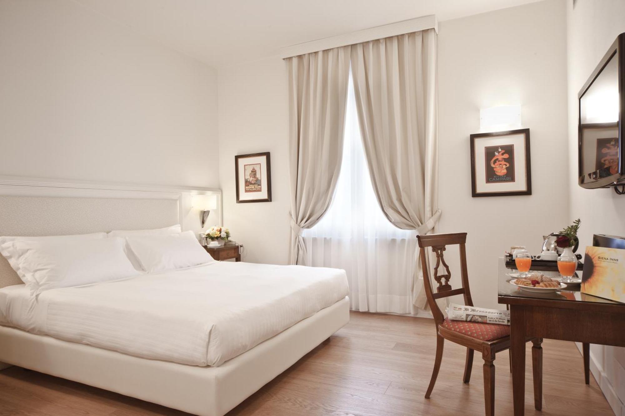 2. Hotel Italia