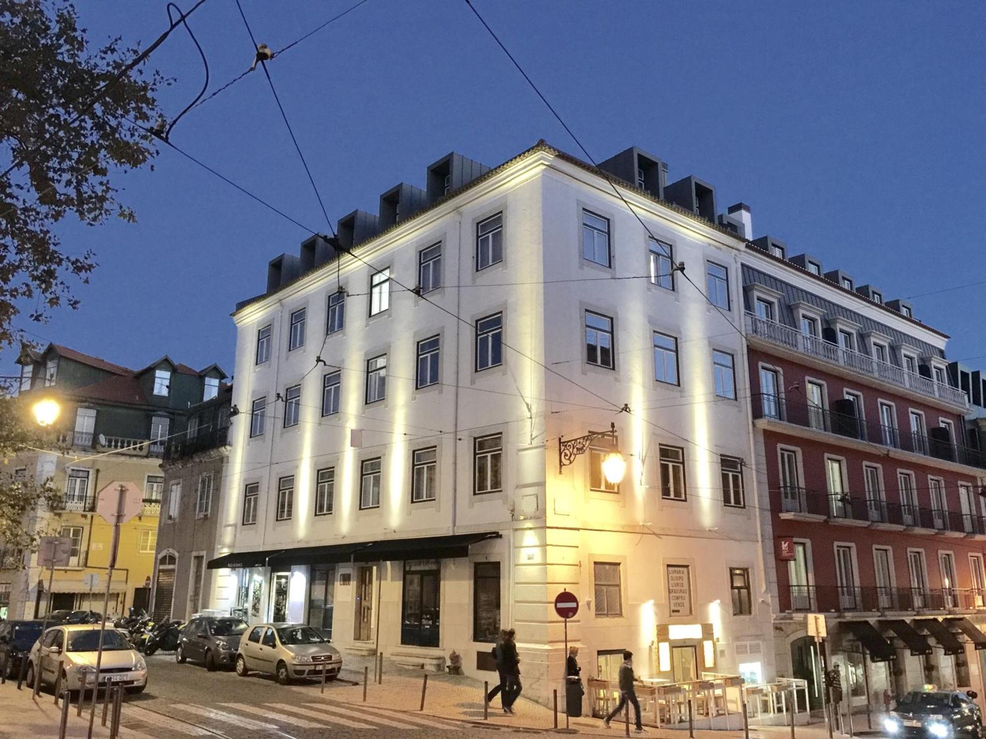 6. Chiado Arty Flats