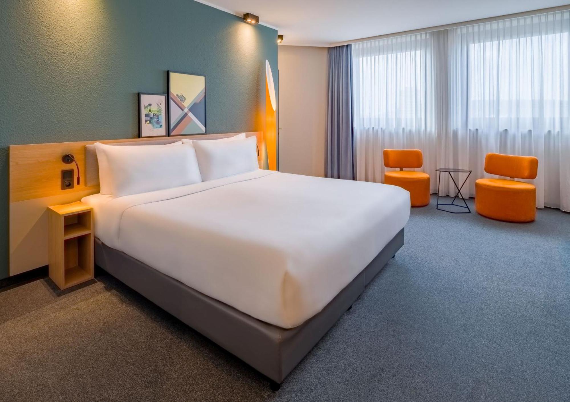 2. Spark by Hilton Wuppertal City Centre