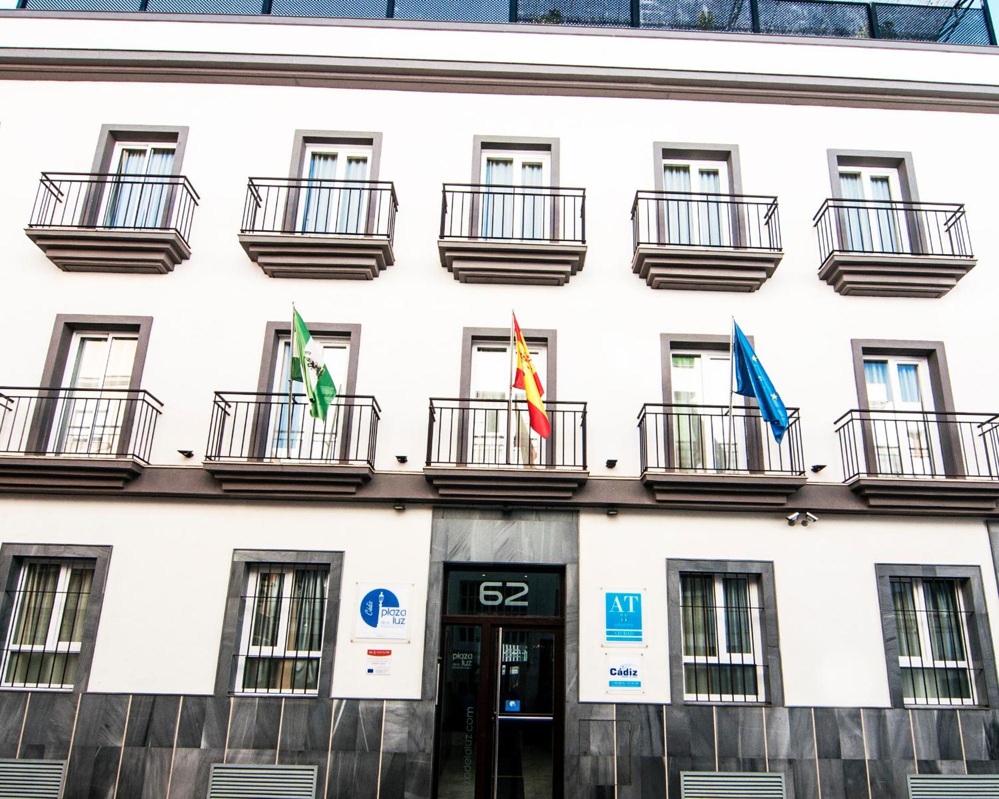 1. Apartments Plaza de la Luz