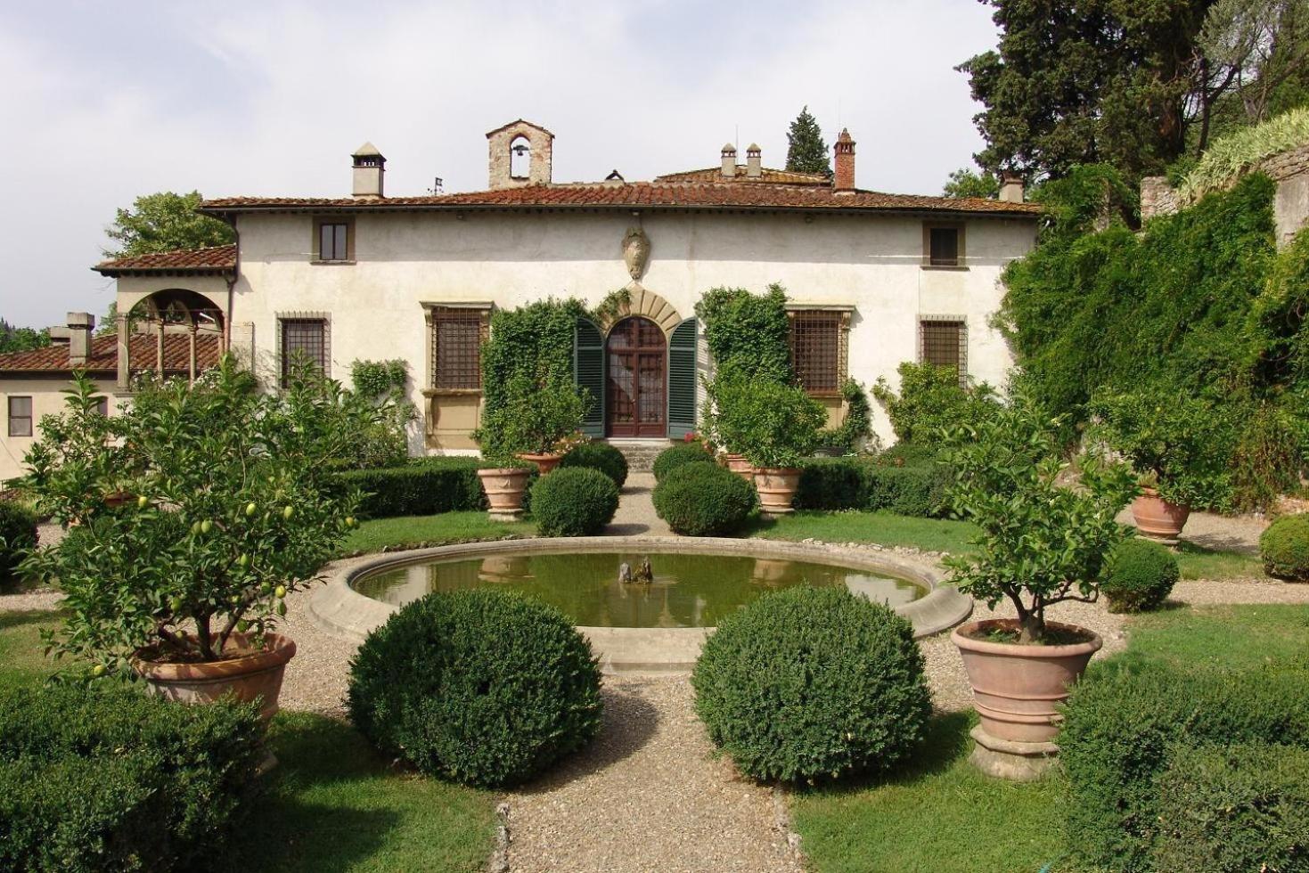 6. Castle Rooms
