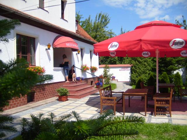 4. Zajazd Bialy Dom