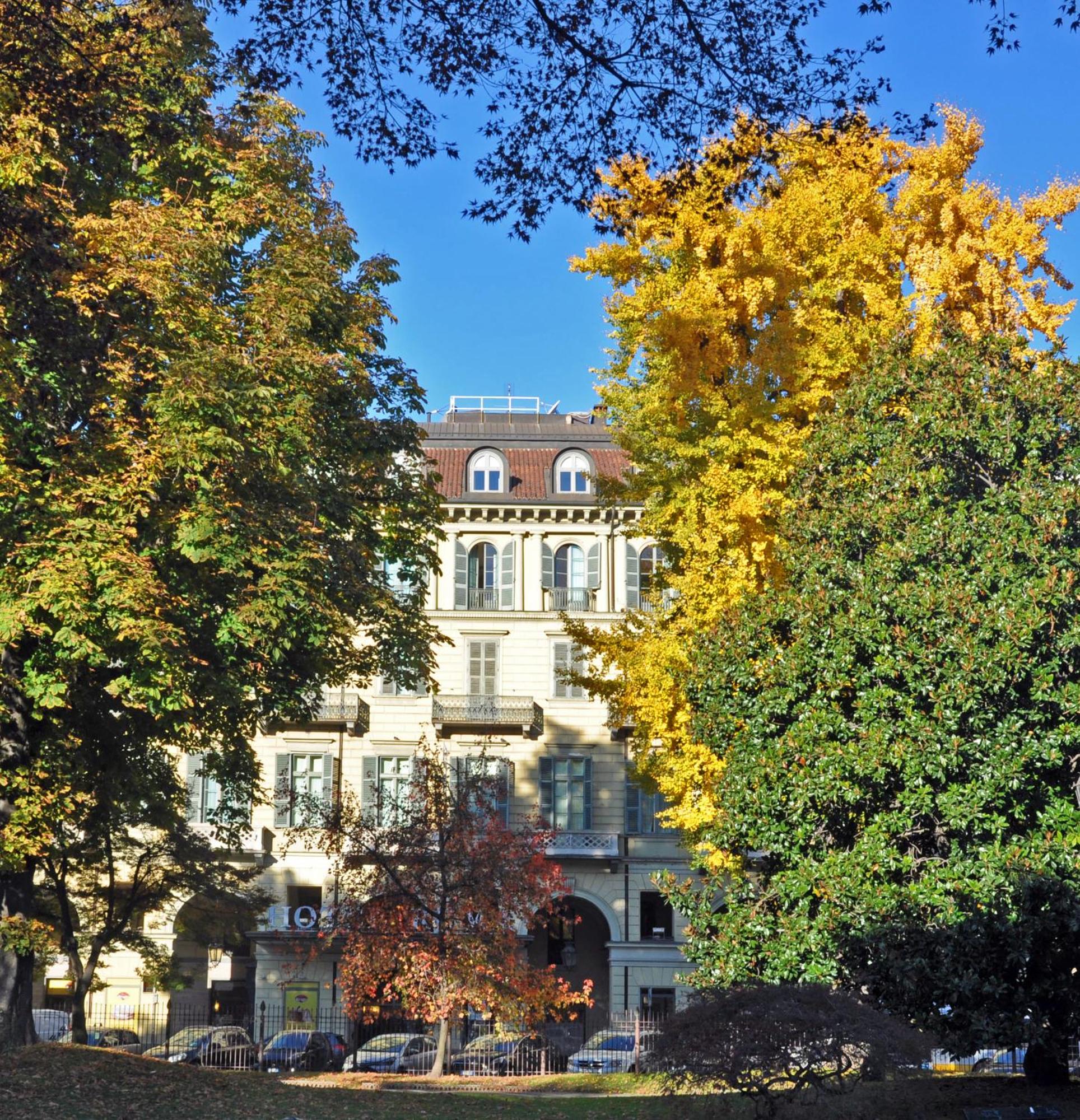 2. Roma e Rocca Cavour