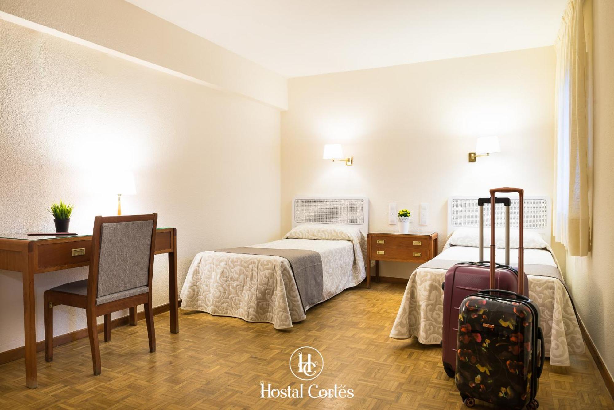 9. Hostal Cortes