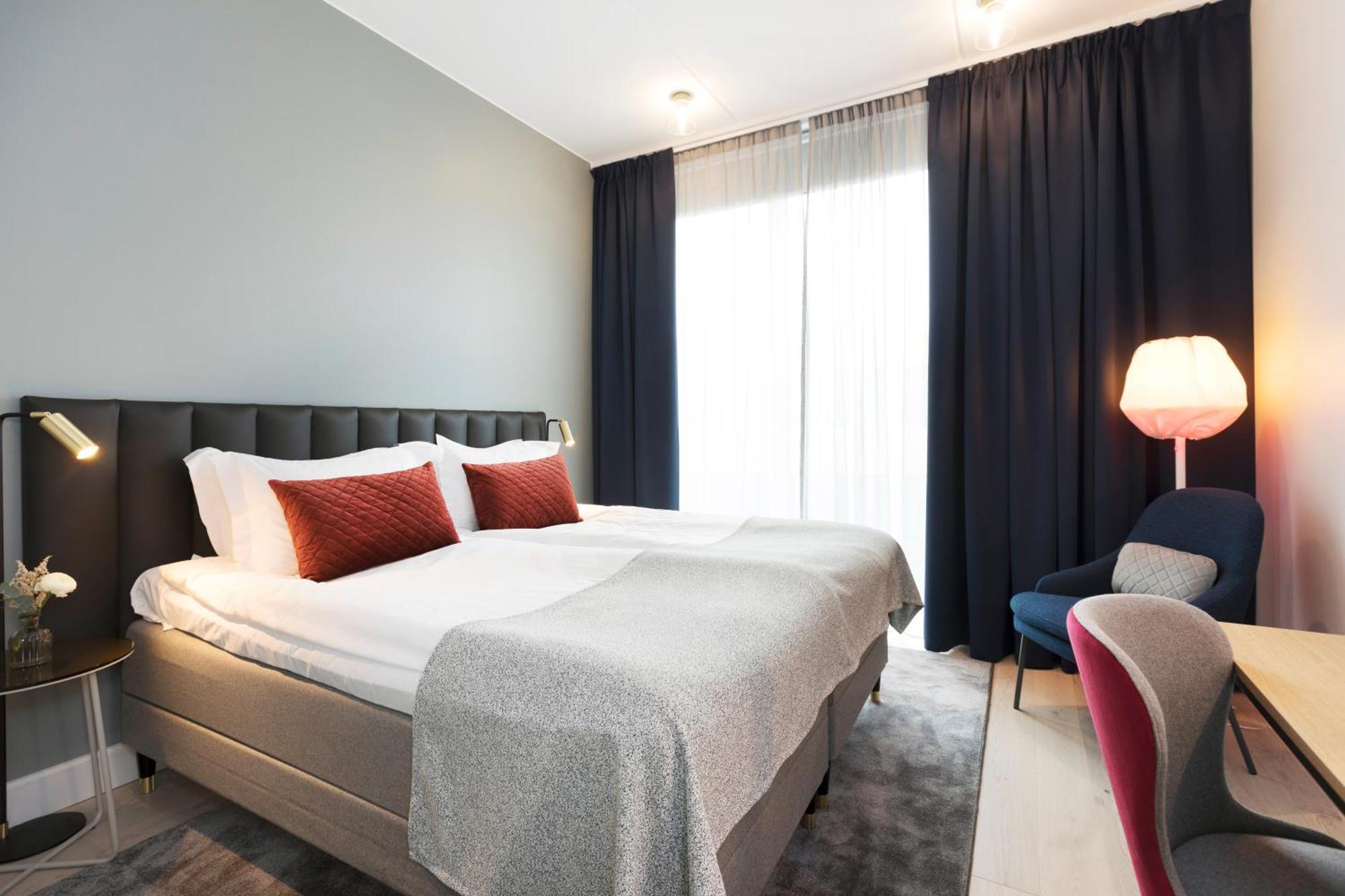 1. Elite Hotel Academia