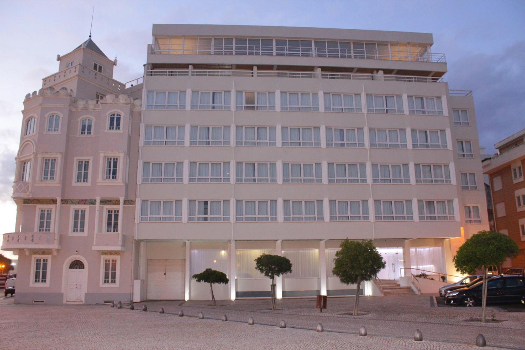10. Costa de Prata Hotel
