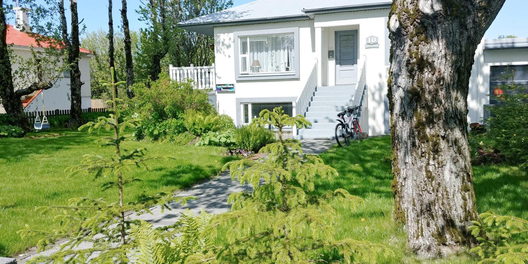 Guesthouse Henia Bed&Spas（ゲストハウス ヘニア ベッド＆スパス）