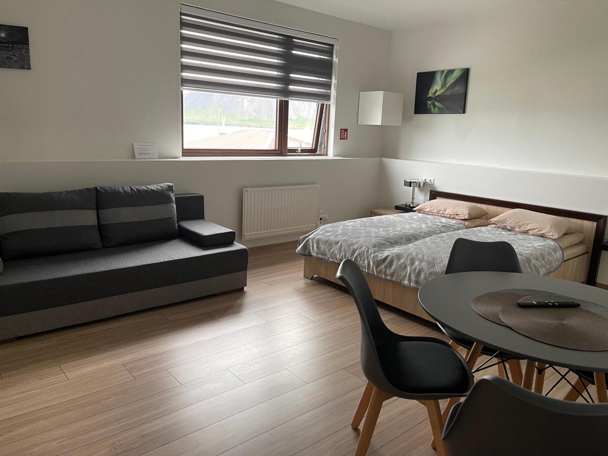 Helgrindur Guesthouse