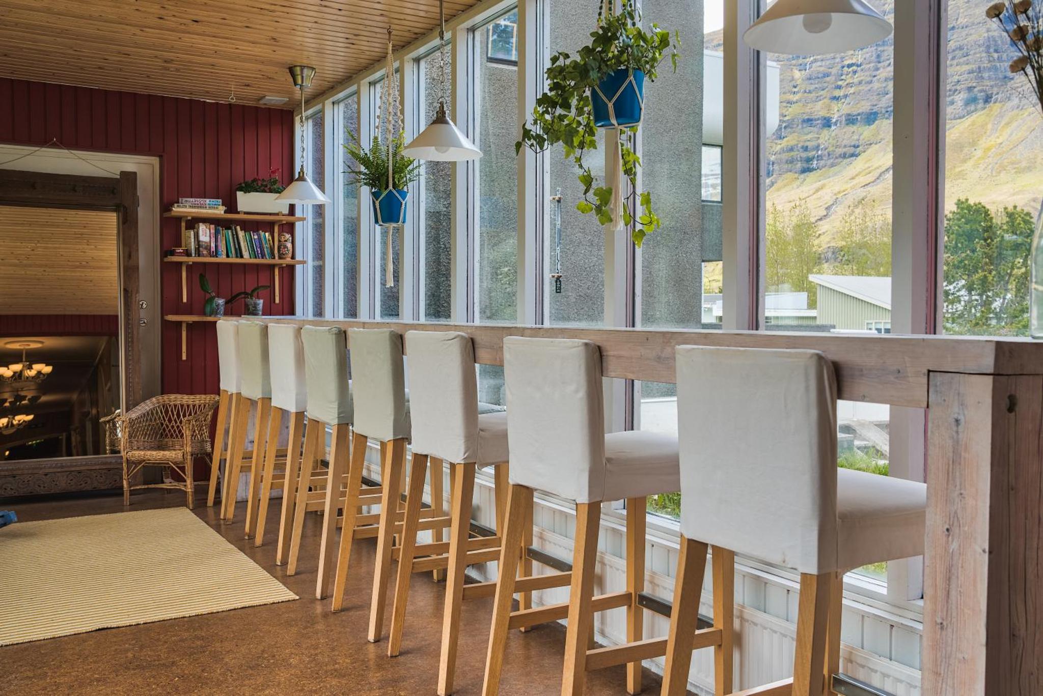 Hafaldan HI Hostel | Old Hospital