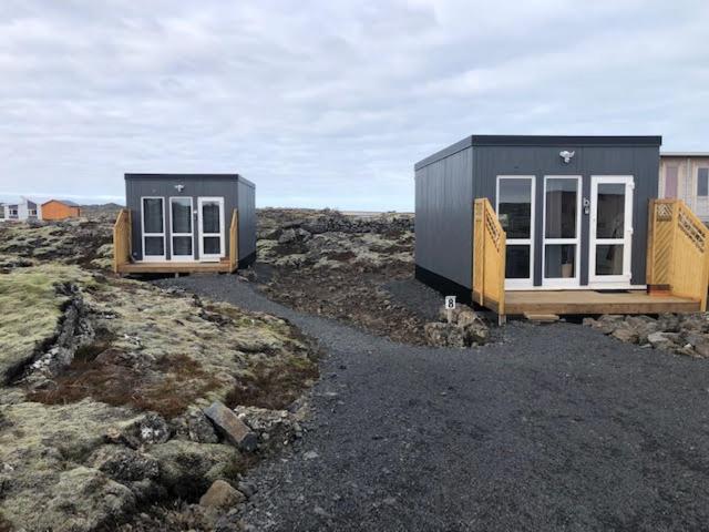 雷克雅未克郊外极简度假屋（Reykjavík Outskirts - Minimalist Escape）