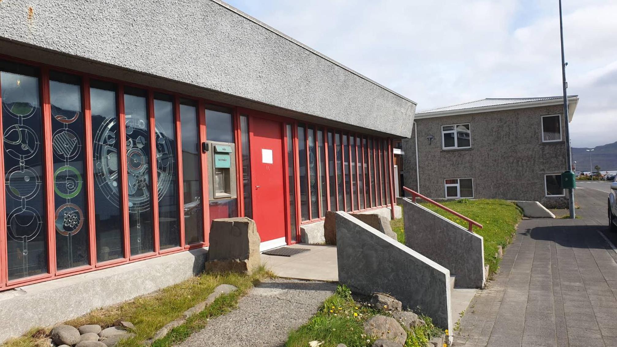 The Bank Sleeping Guesthouse