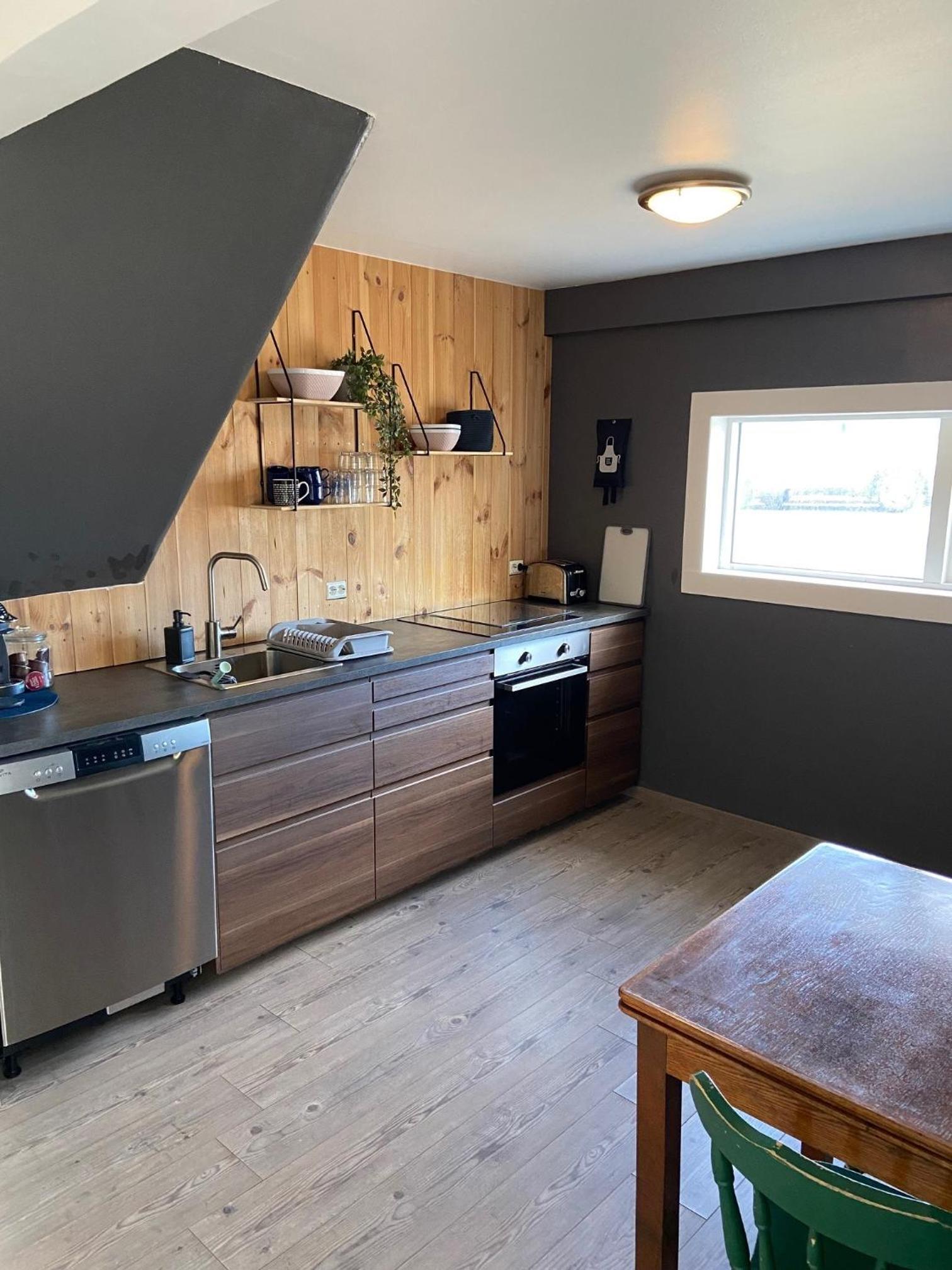 市中心小旅馆——凯夫拉维克机场(The Little Guesthouse Downtown - Keflavik Airport)