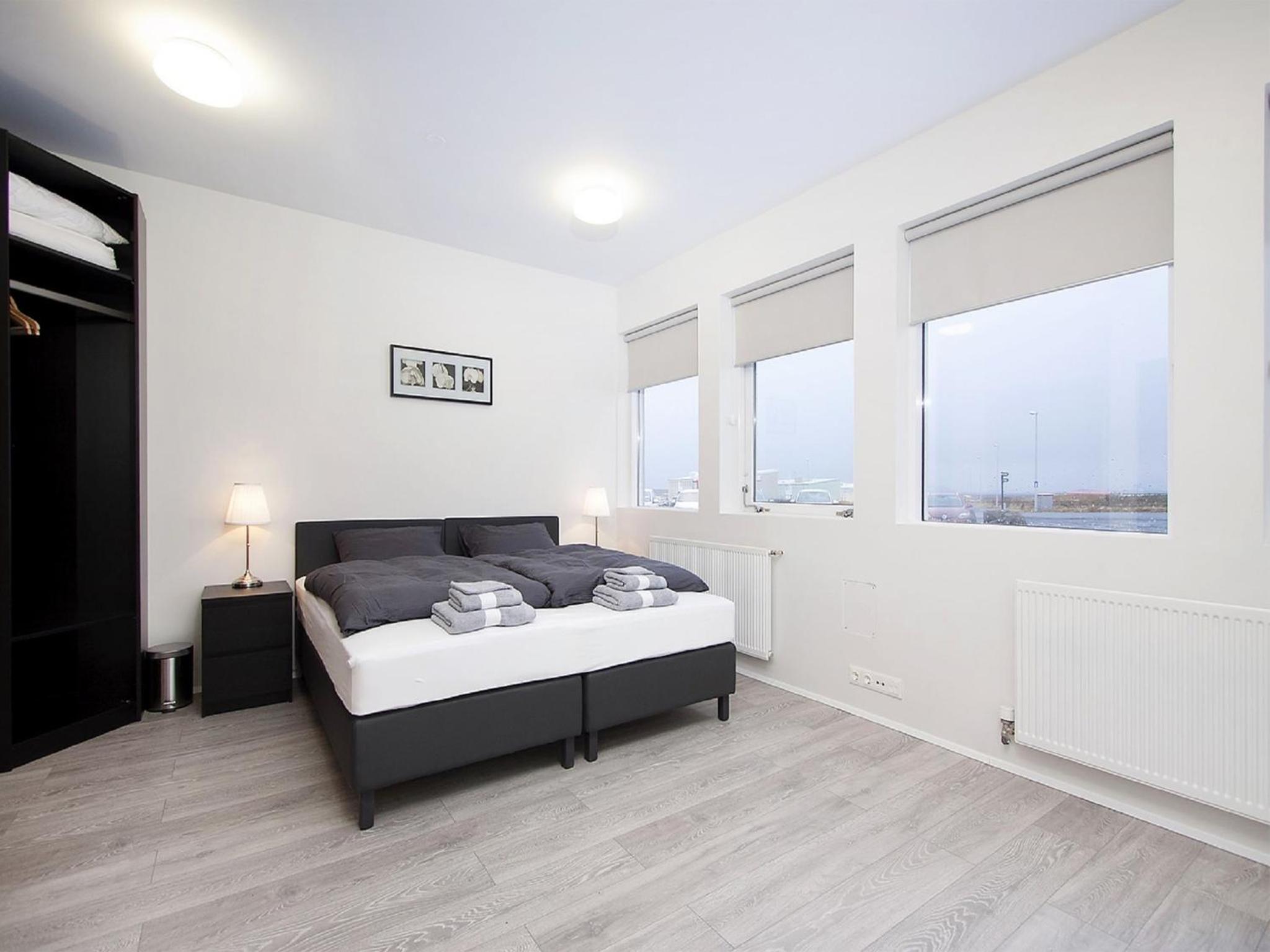 KEF Guesthouse by Keflavík airport