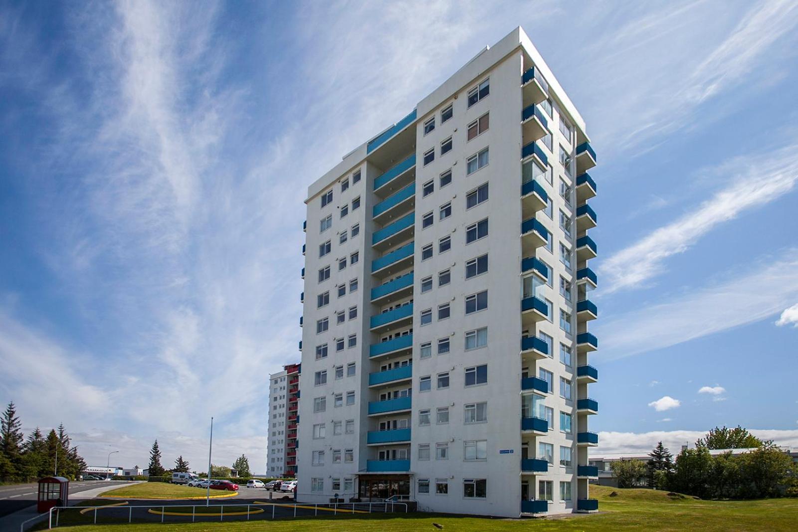 Panoramic Studio Apartment with stunning view - Free Parking