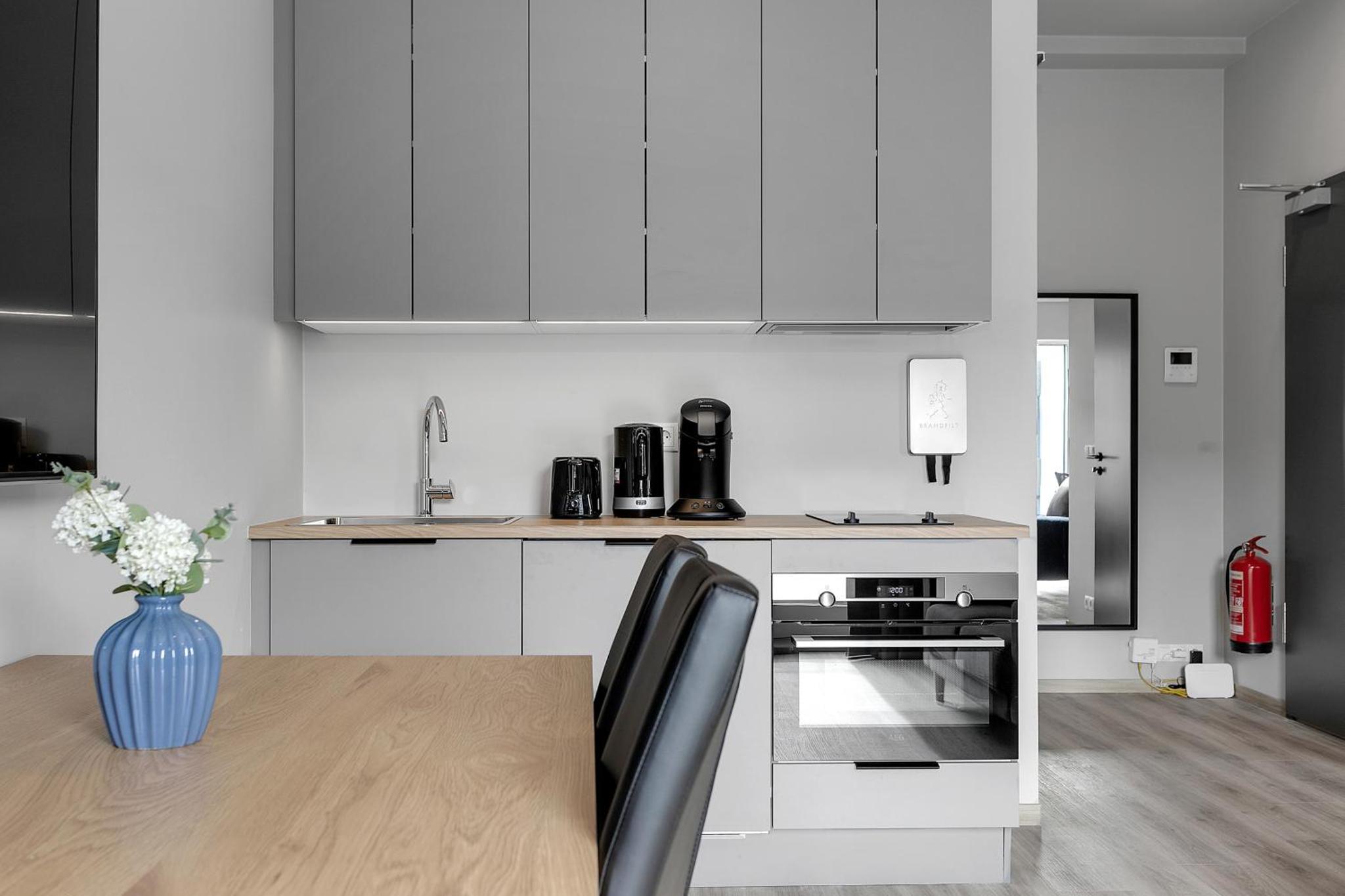 B18 Apartments