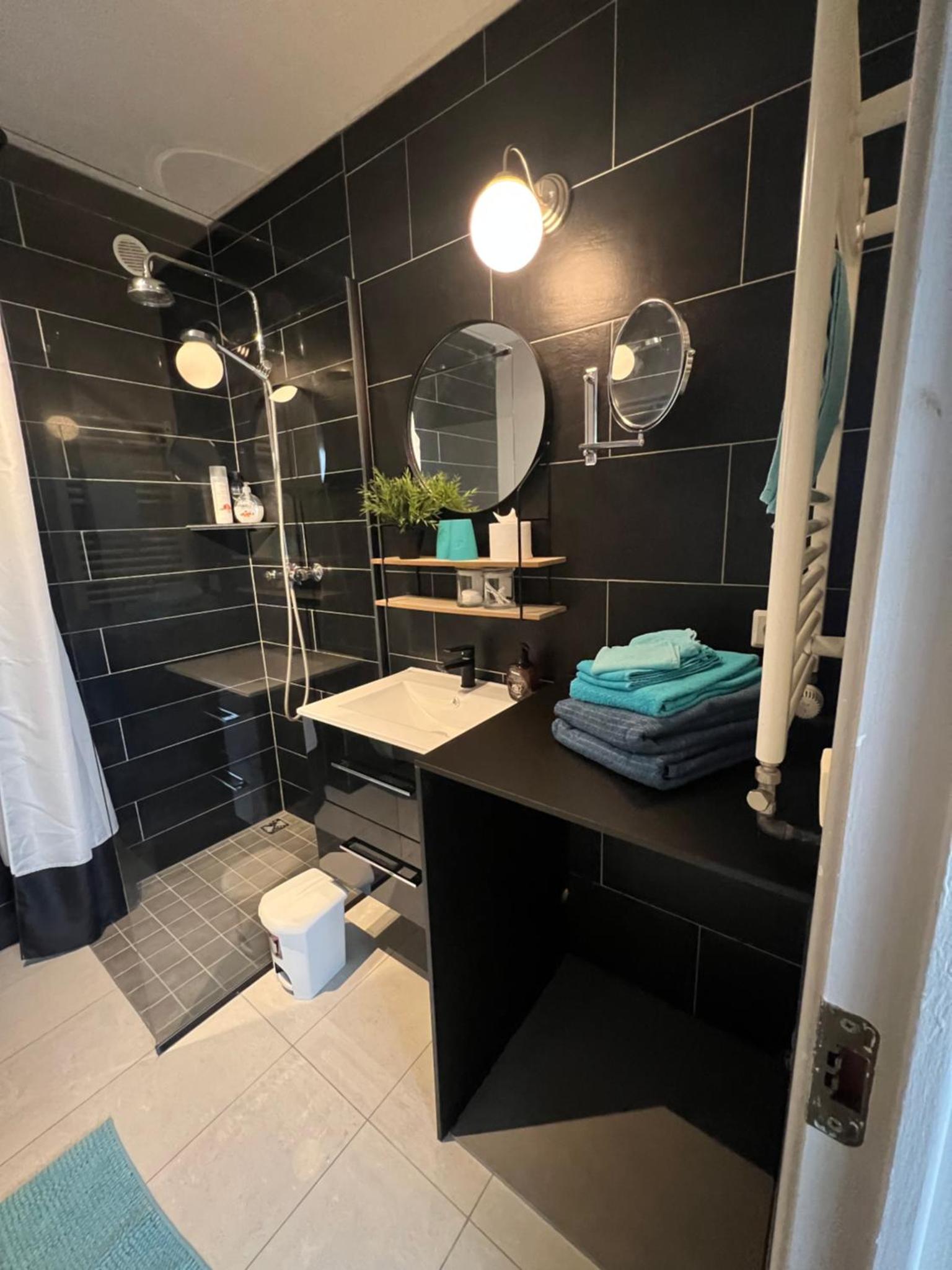 바르미 게스트하우스 아파트먼트 | Varmi Guesthouse Apartments