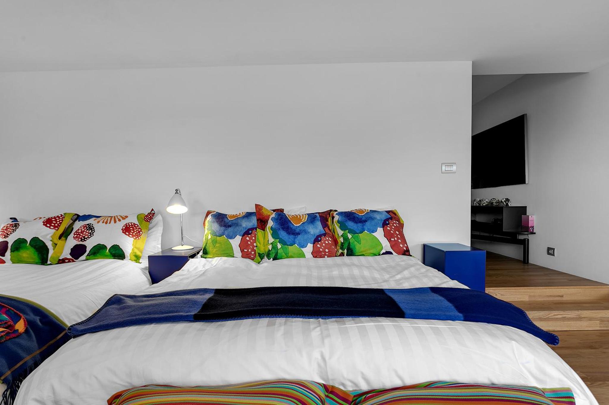 SK52 by the Sea, Unique Spacious Luxury, HG-17071