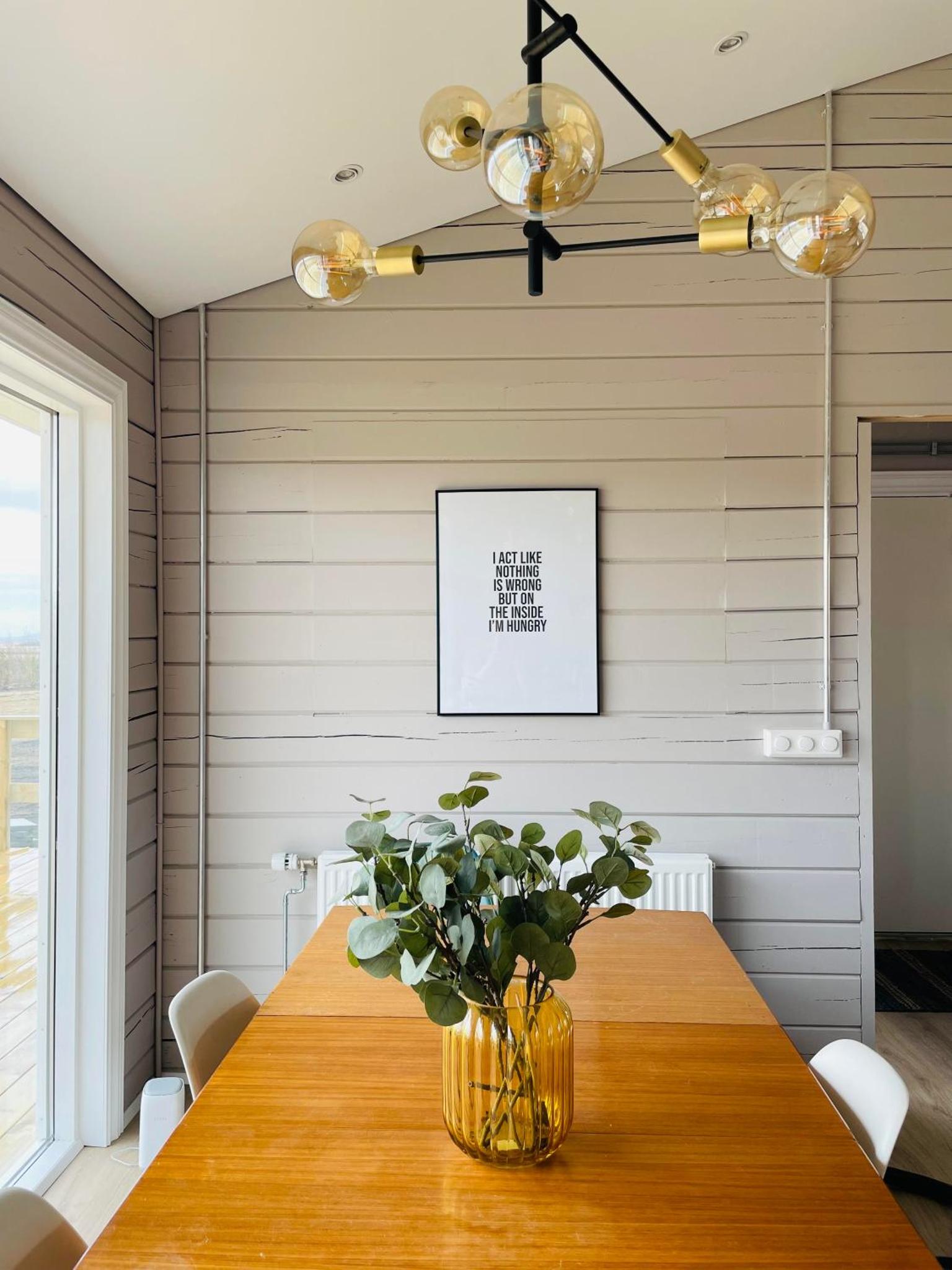 스타일리시 코티지 온수 욕조 포함(Stylish Cottage with Hot Tub)