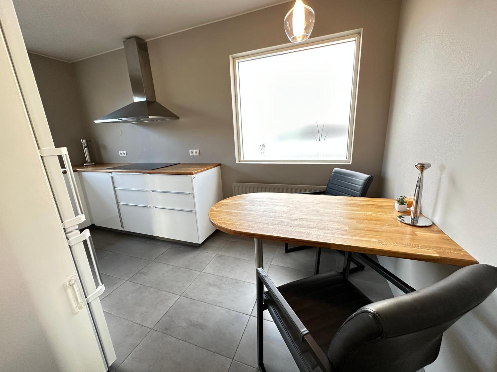 宽敞亲子公寓（Spacious and Family-Friendly Apartment）位于科帕沃于尔（Kopavogur）