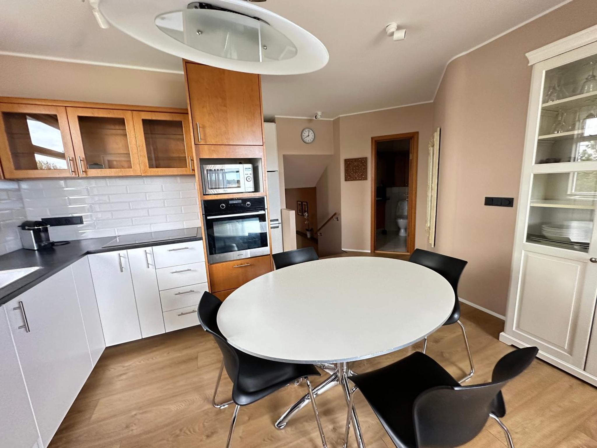 コーパヴォグルのフルドブラウト アパートメント - Birta Rentals