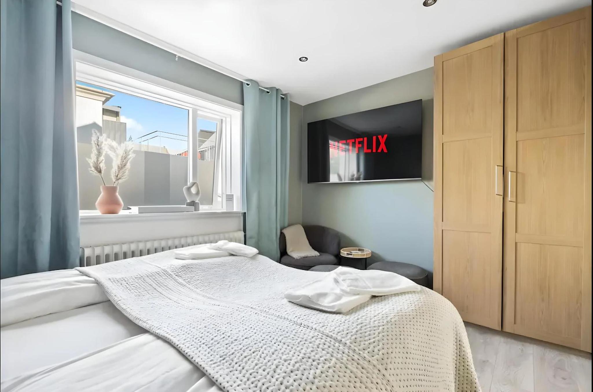 Reykjavík Center, เตียงคิงไซส์, ทีวี 65 นิ้วพร้อม Netflix