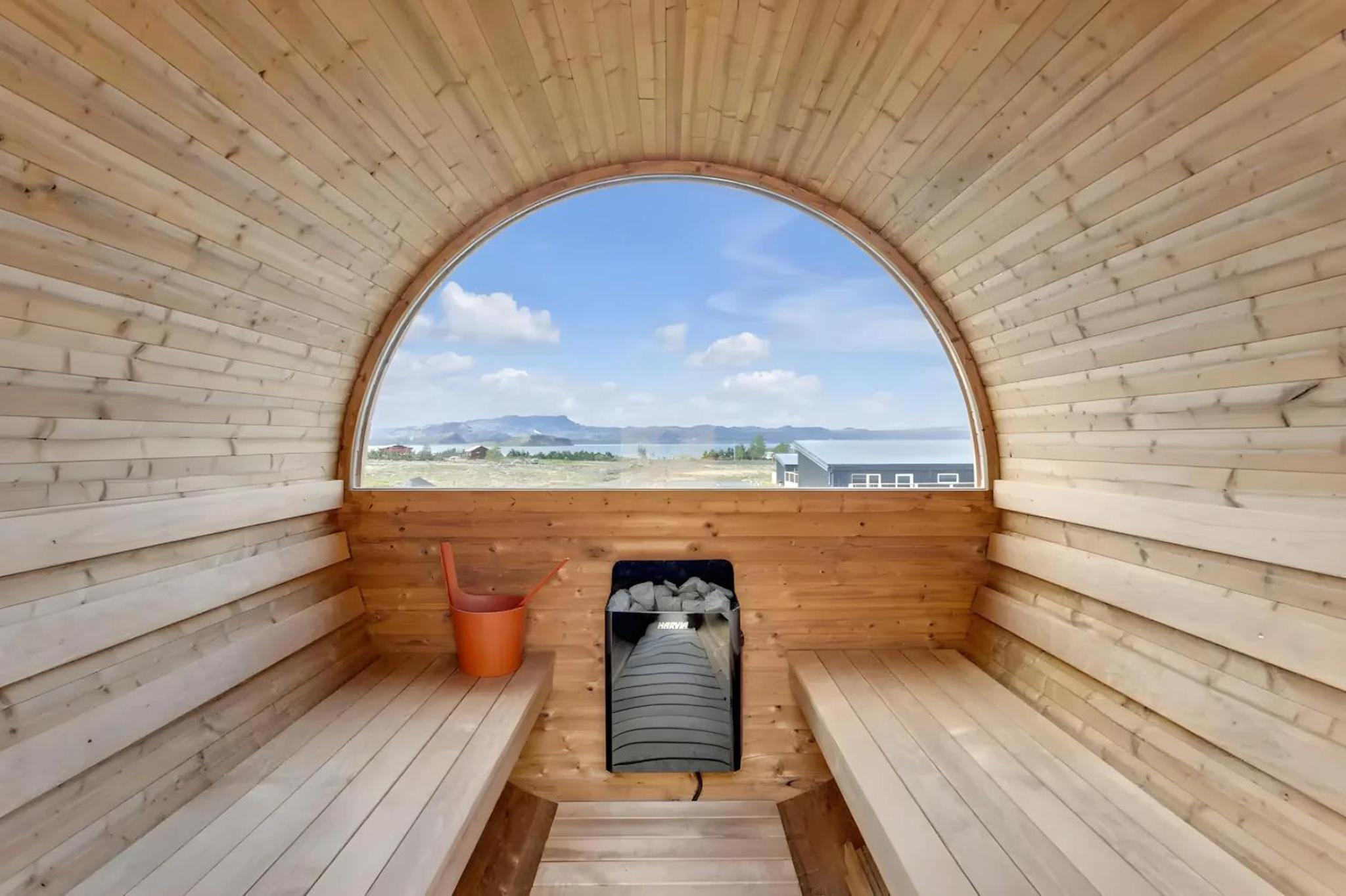 เคบิน Thingvallavatn Hot Tub Sauna สร้างใหม่ปี 2024