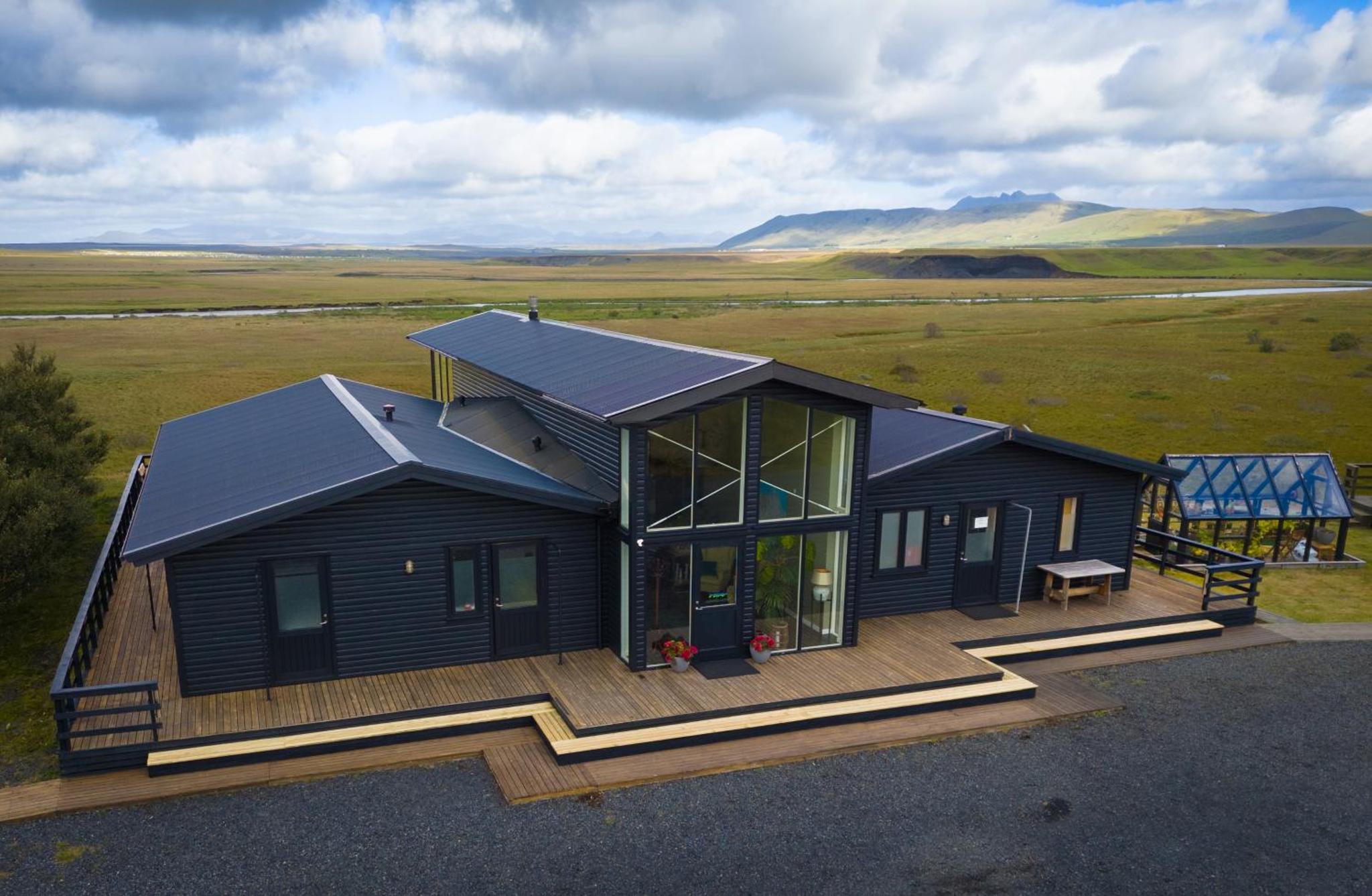 Aurora Lodge Hotel