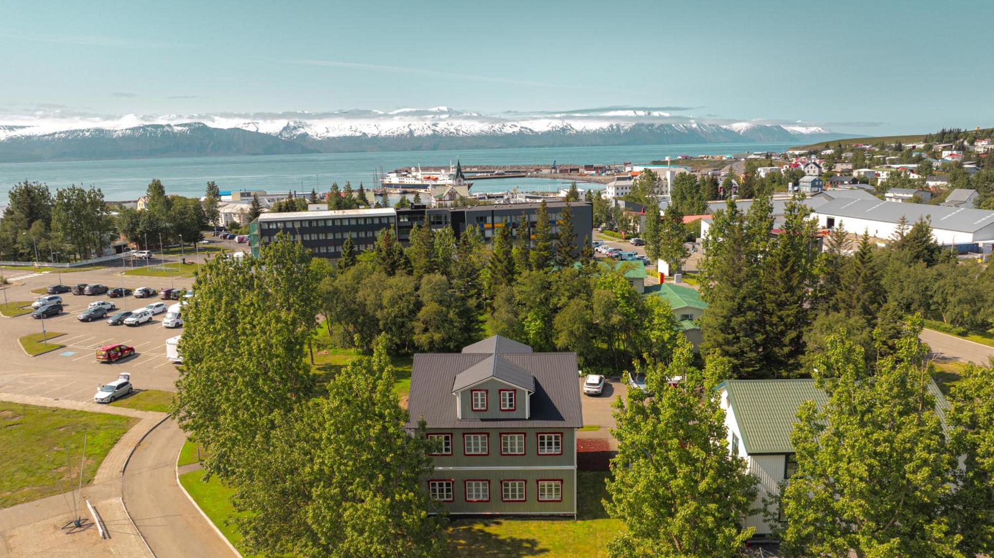 Gamli Skolinn Husavik